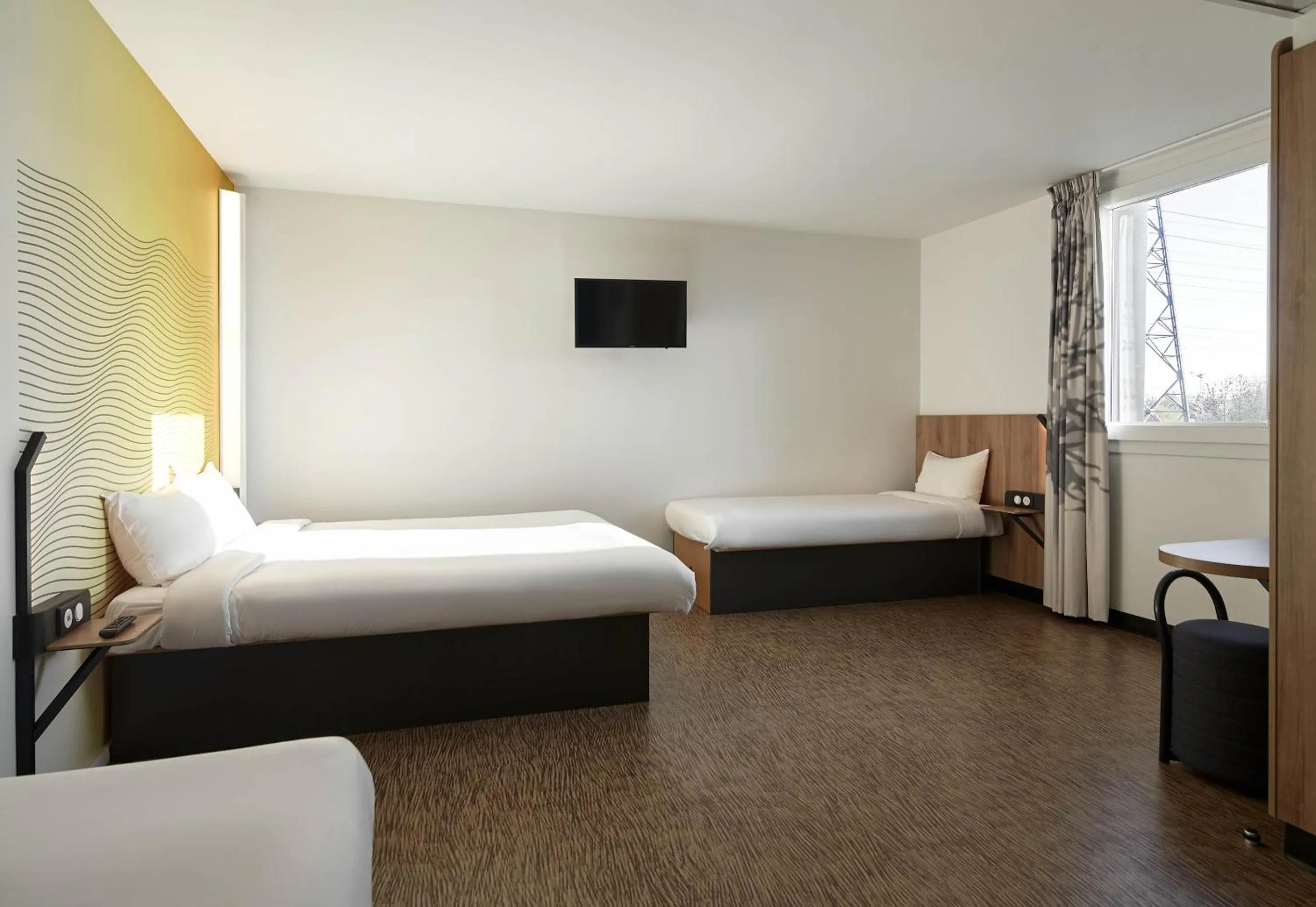 Bedroom, Bed in B&B HOTEL Igny Palaiseau