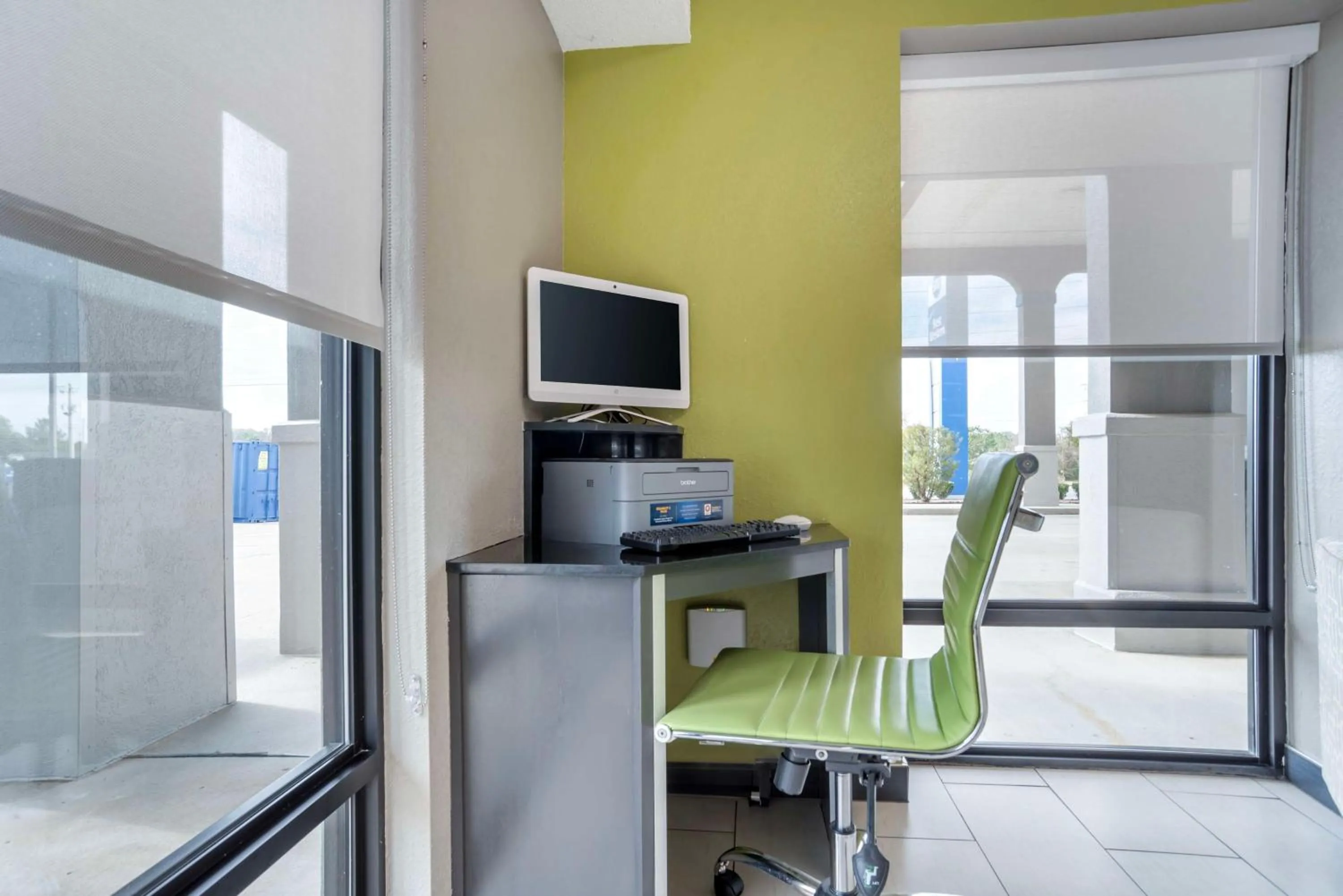 Business facilities in Best Western Andalusia Inn