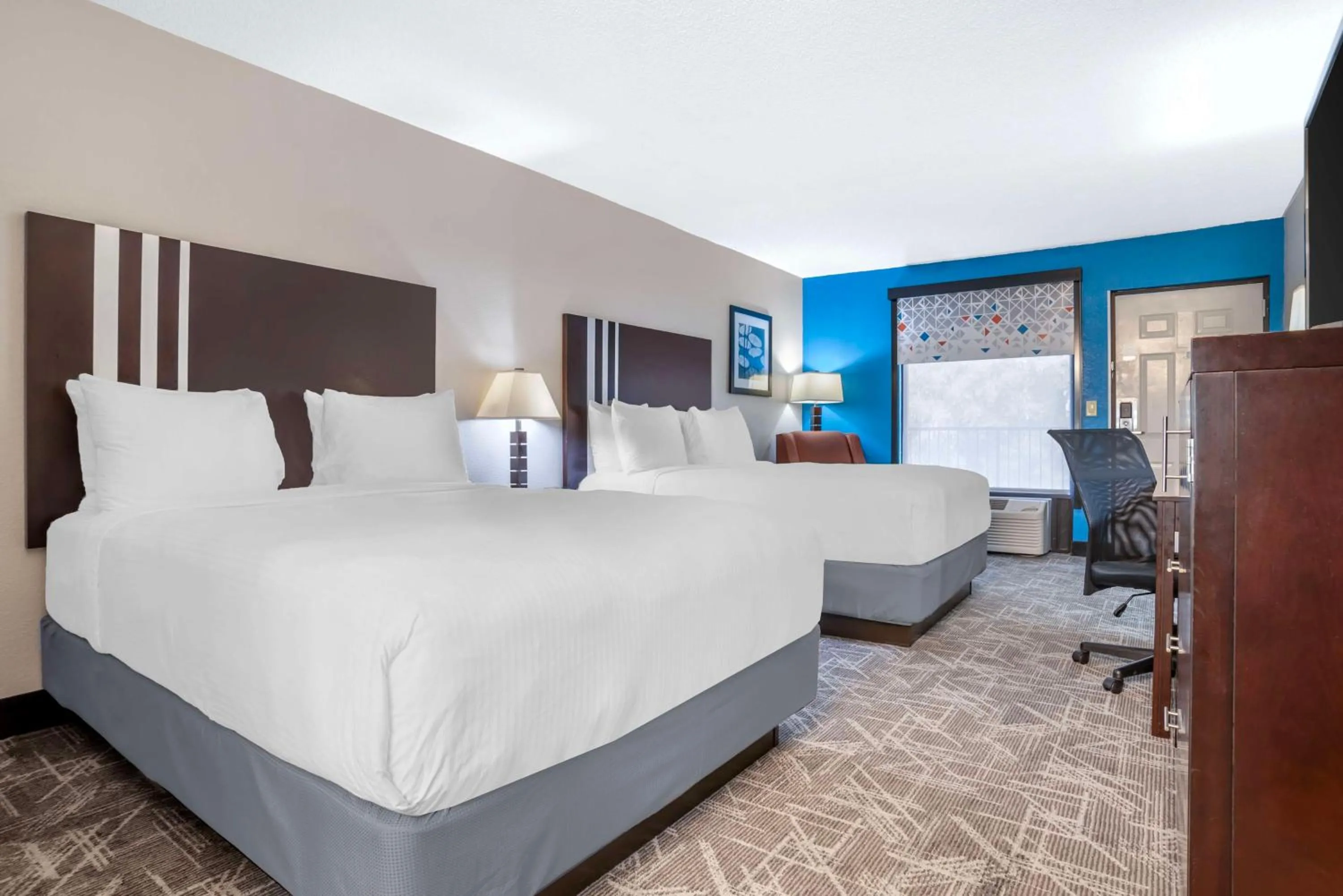 Bedroom, Bed in Best Western Andalusia Inn