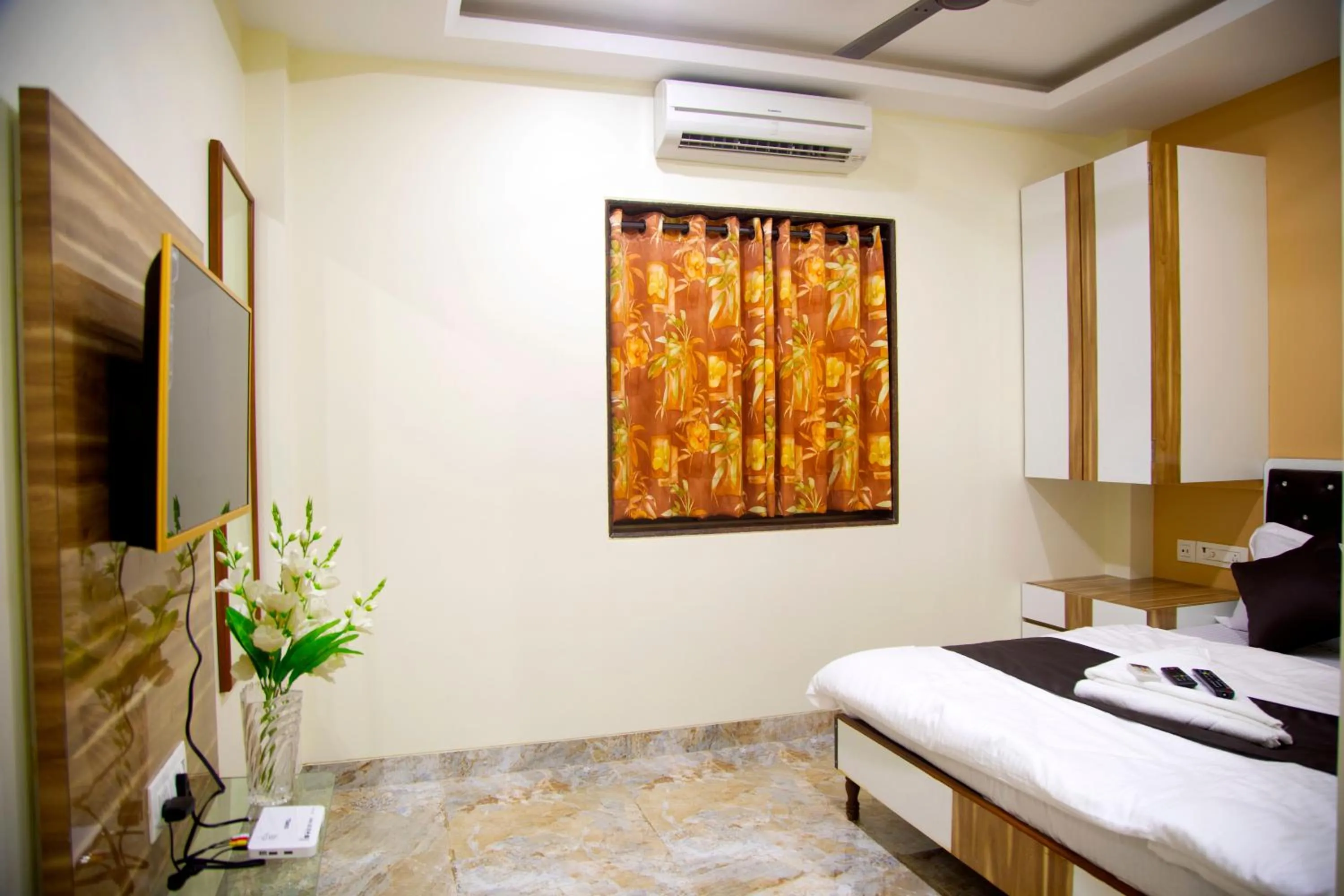 Photo of the whole room, Bed in AL Shifa Residency