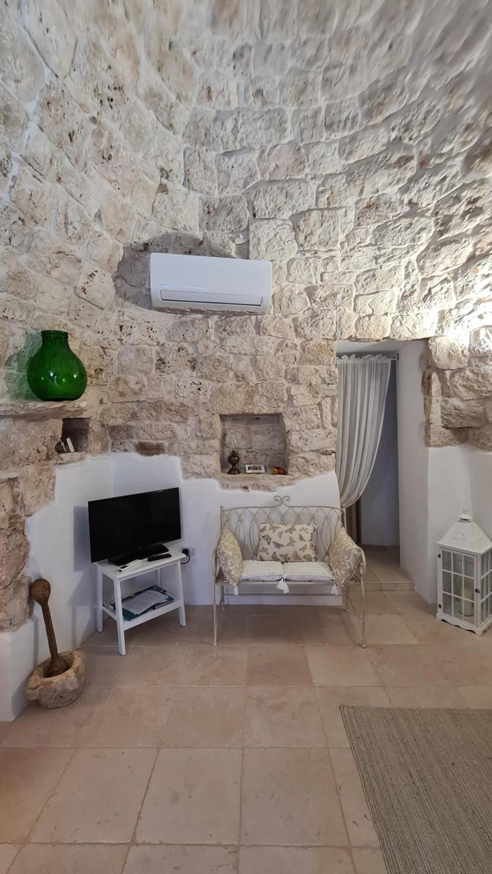 Seating area in Trulli Di Spinaruta