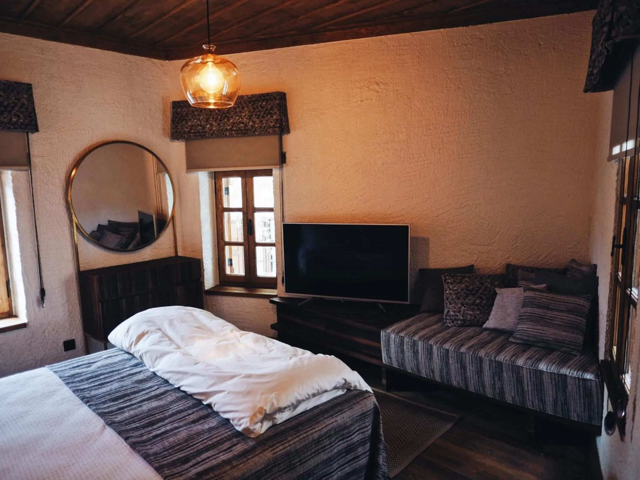 TV and multimedia, Bed in Bono Hotel Old Town