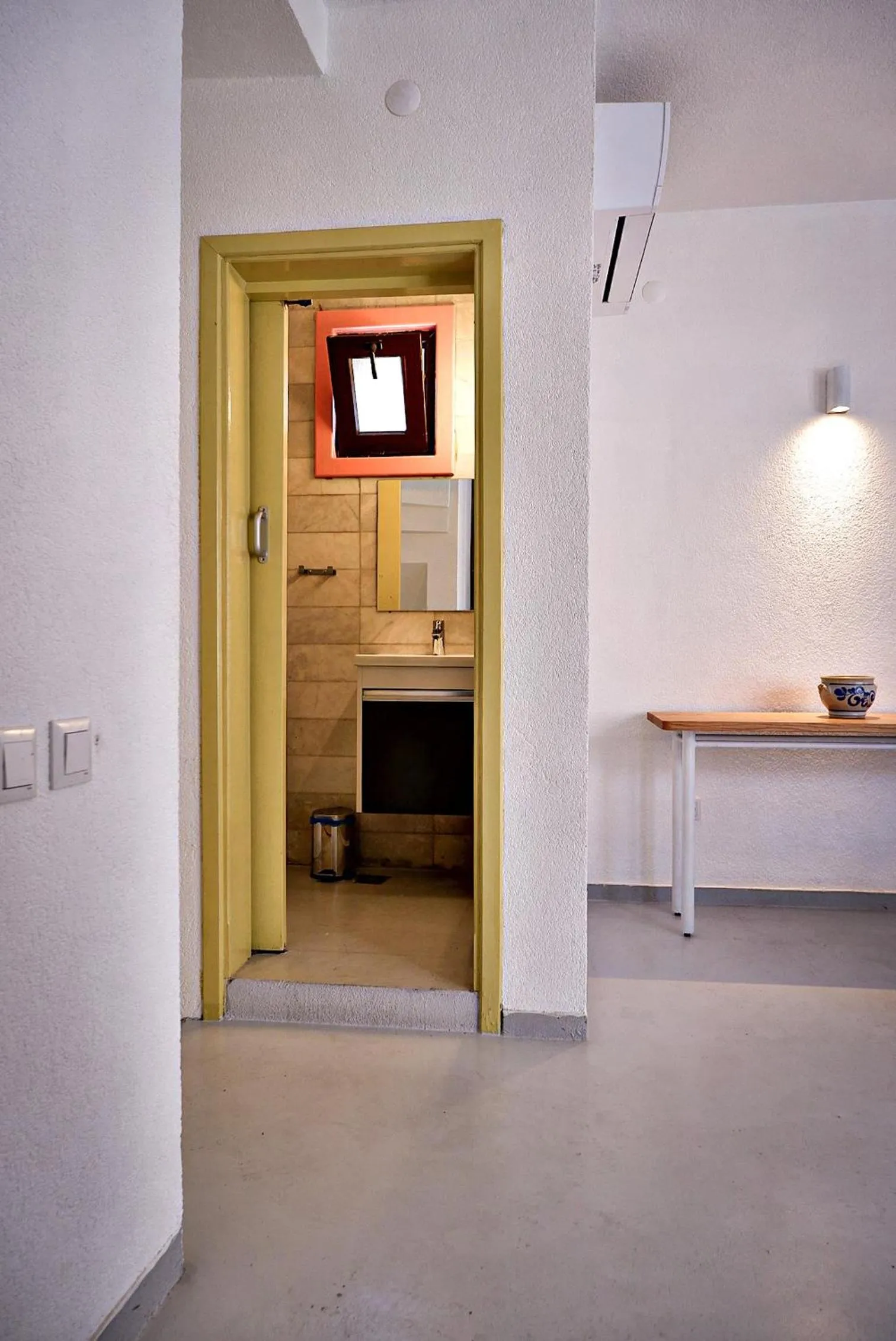 Toilet in Bono Hotel Old Town