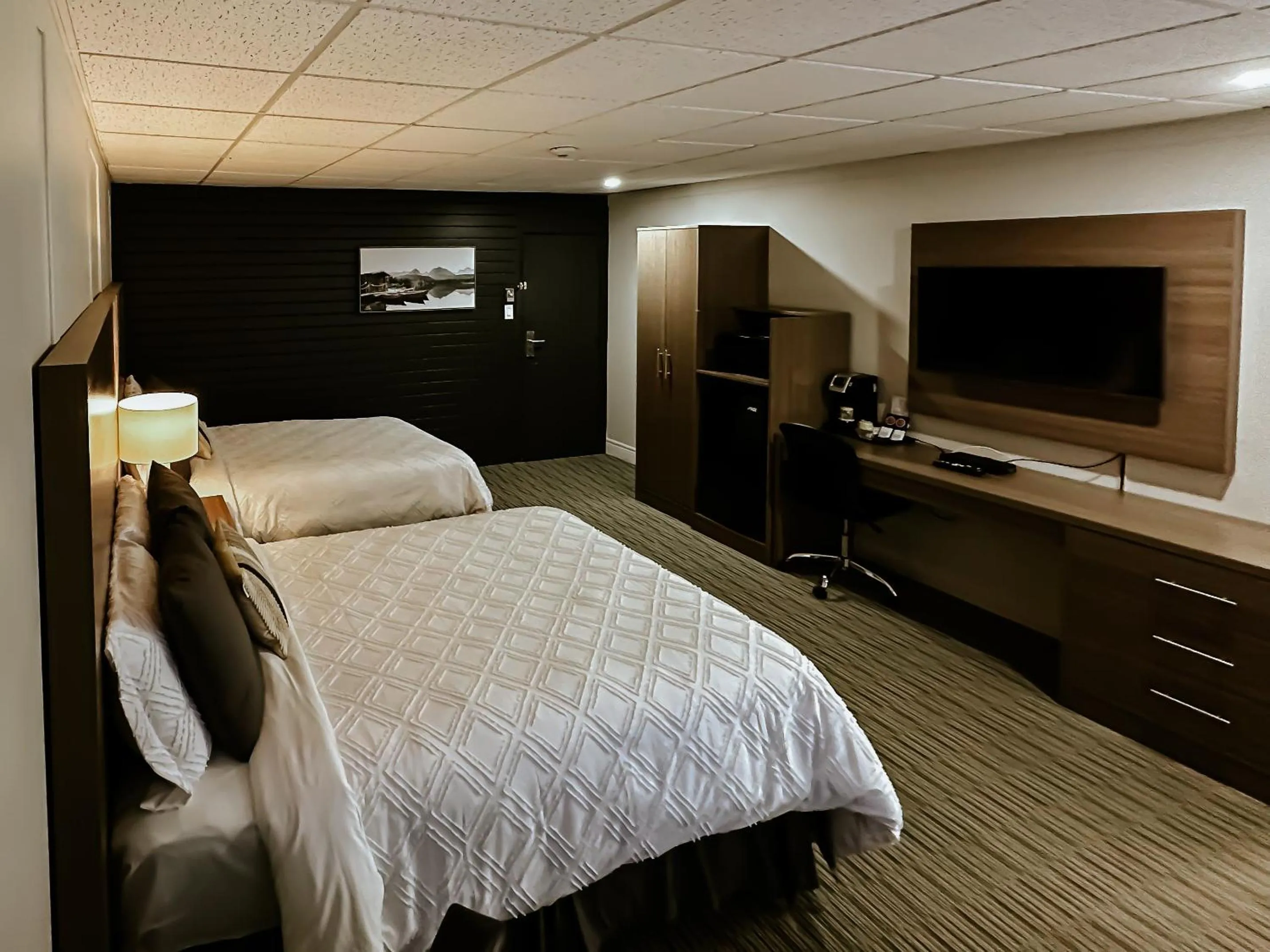 Bedroom, Bed in SureStay by Best Western Kapuskasing