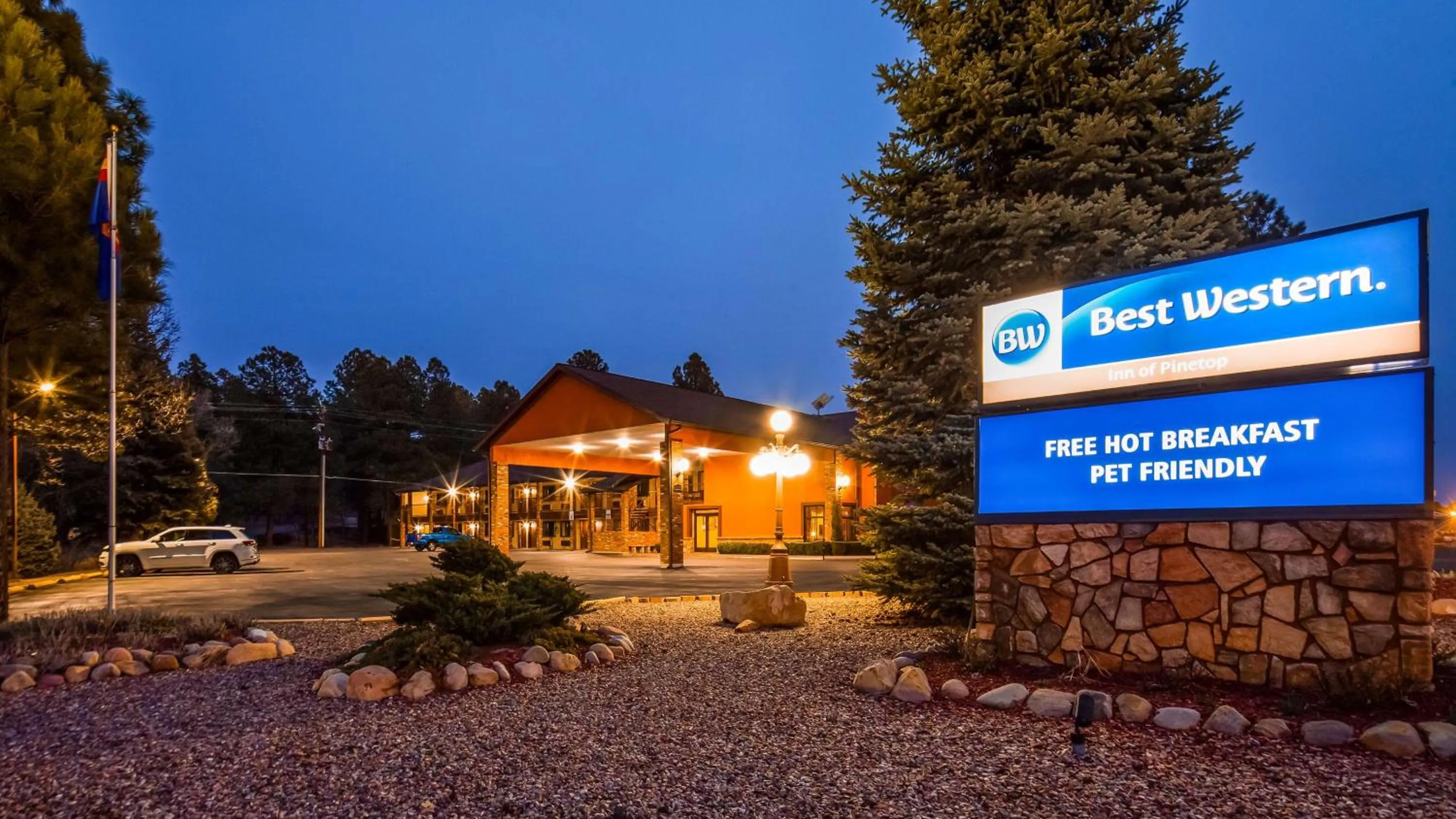 Property building in Best Western Inn Of Pinetop