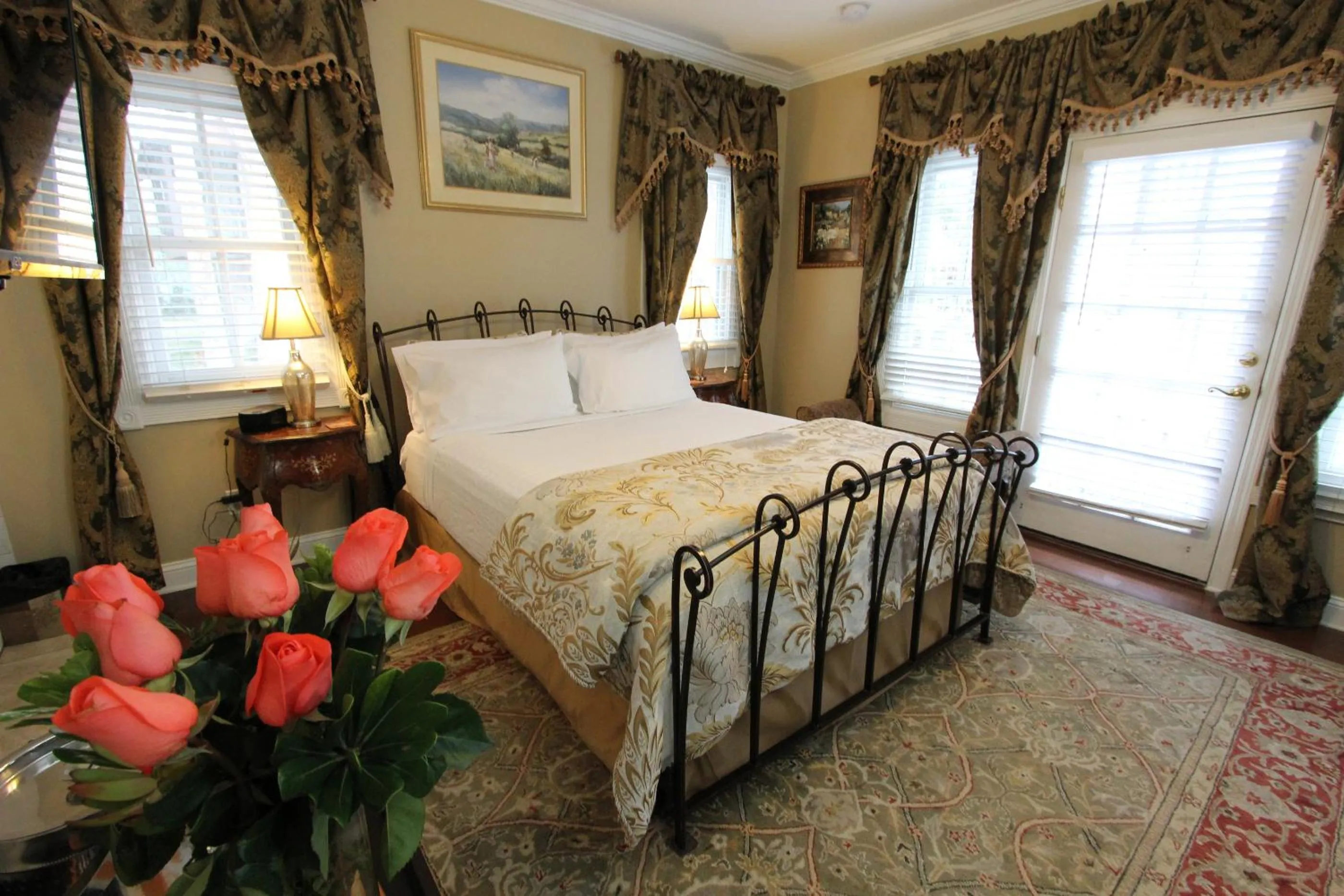 Photo of the whole room, Bed in Bayfront Westcott House Bed & Breakfast