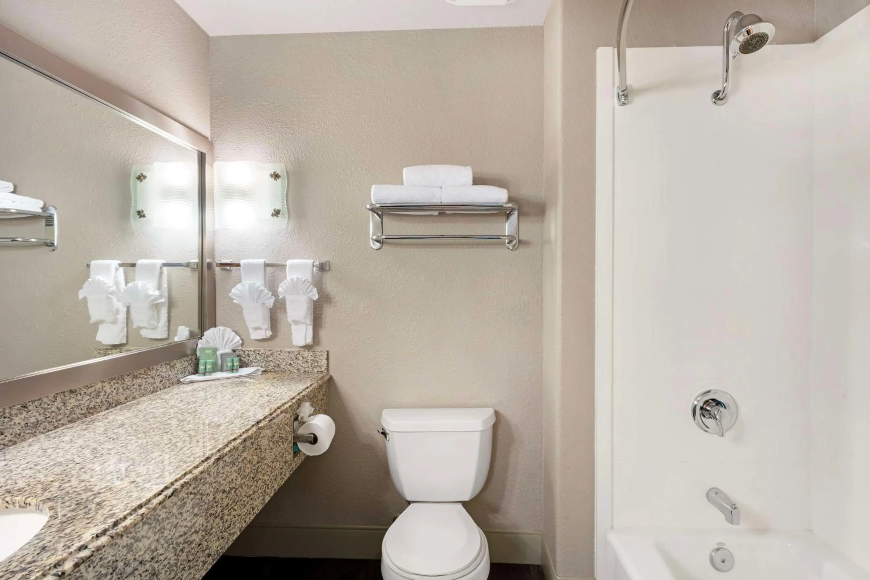 Bathroom in Best Western Cedar Inn & Suites