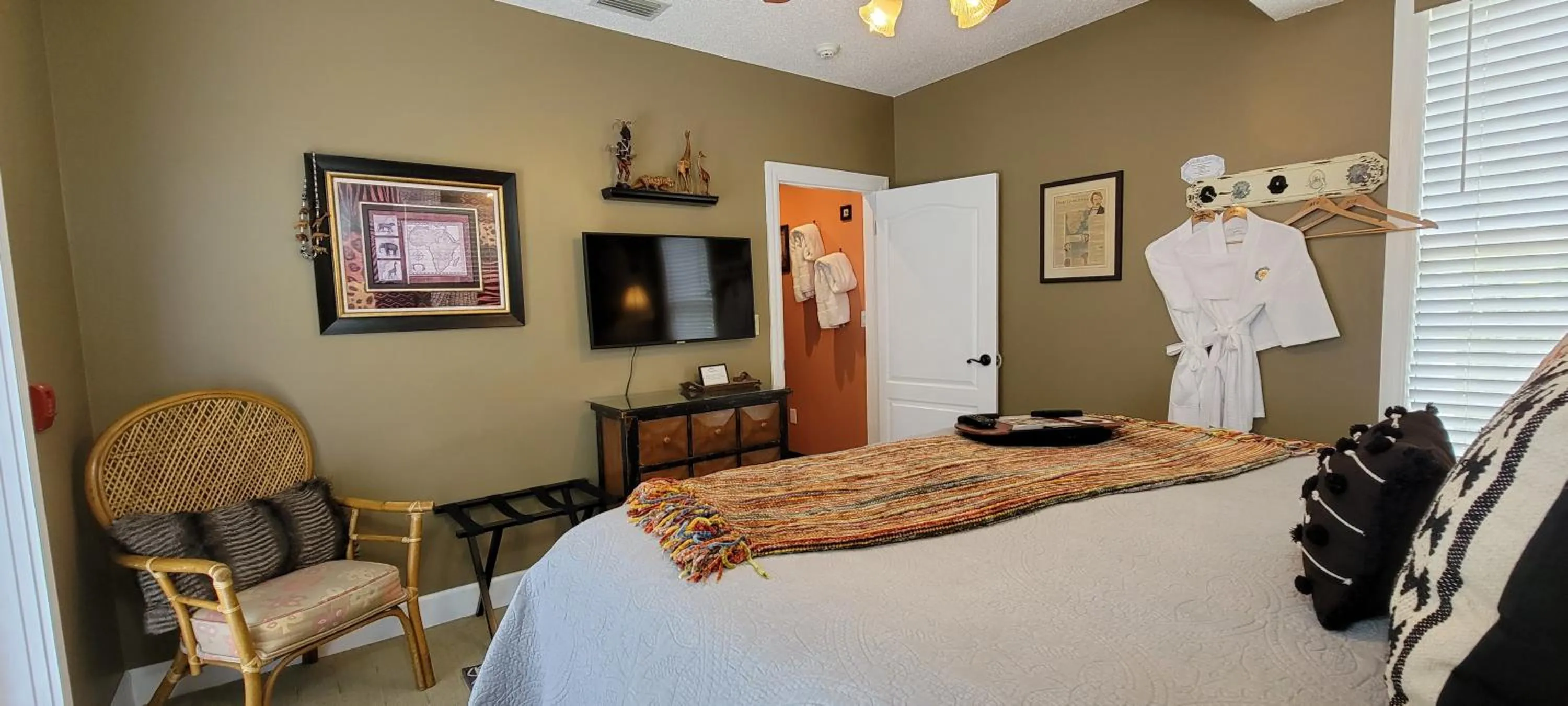 Bedroom, Bed in At Journey's End