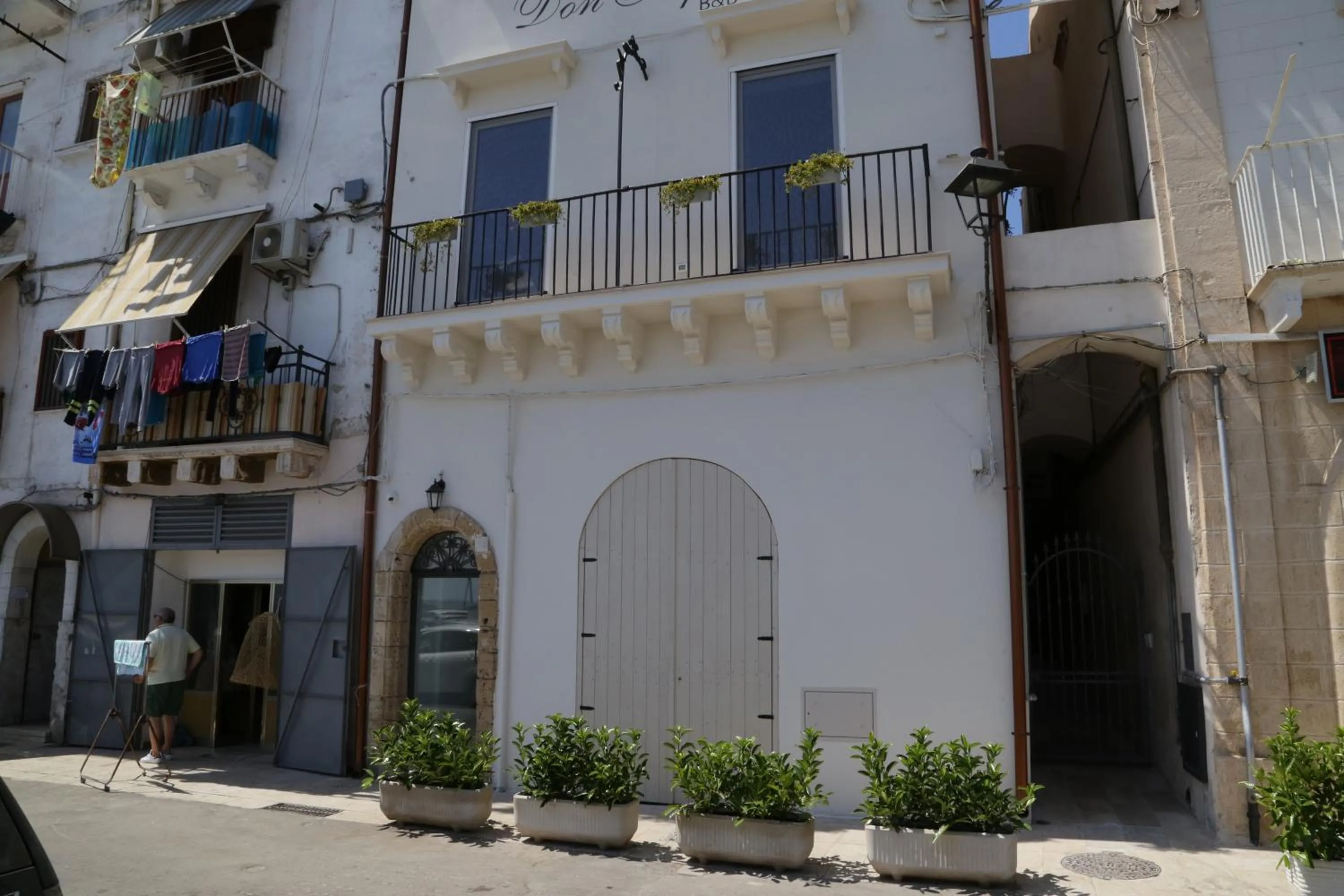 Property building in Don Alfredo