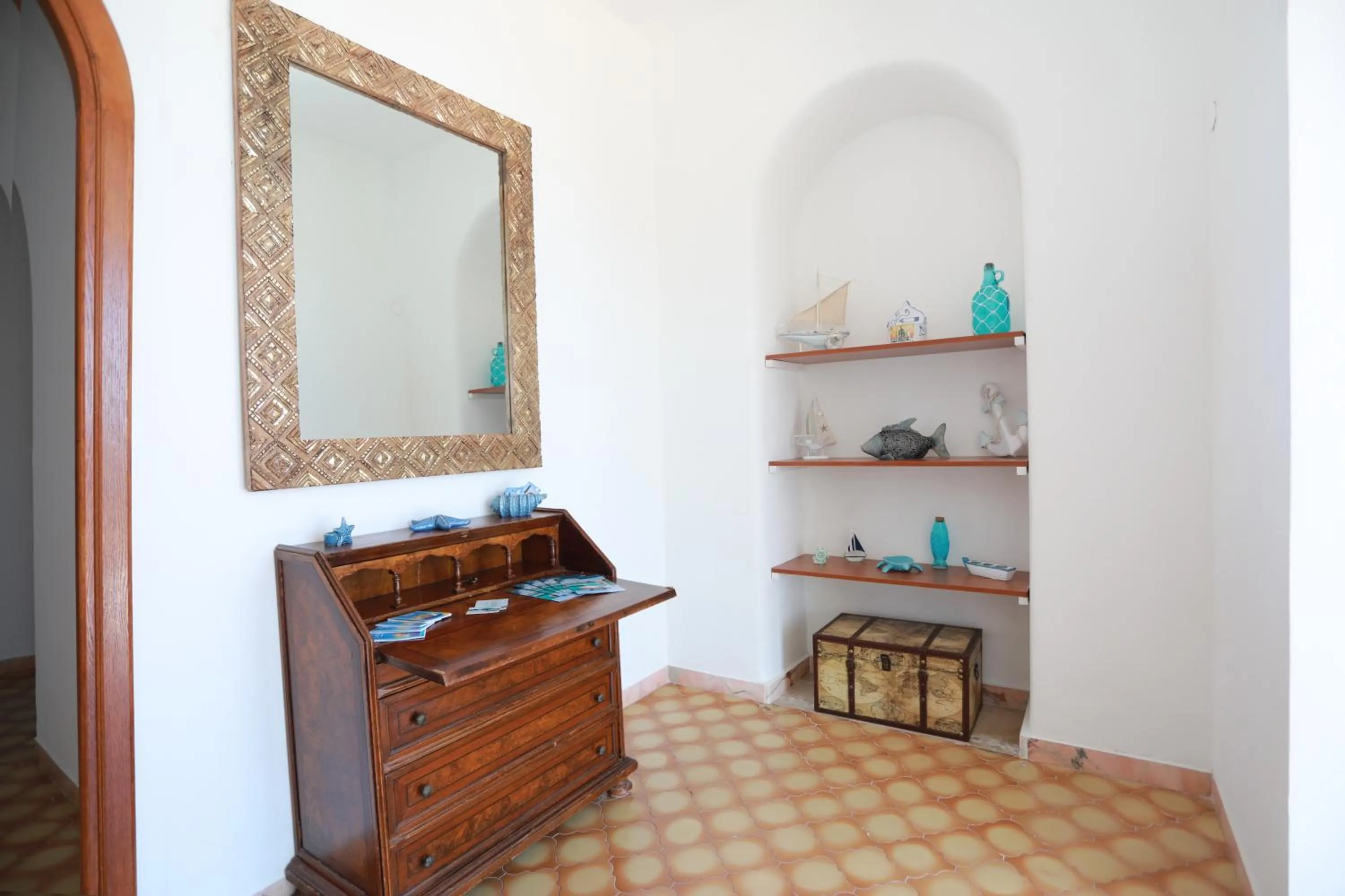 Facade/entrance in Gli archi sul mare