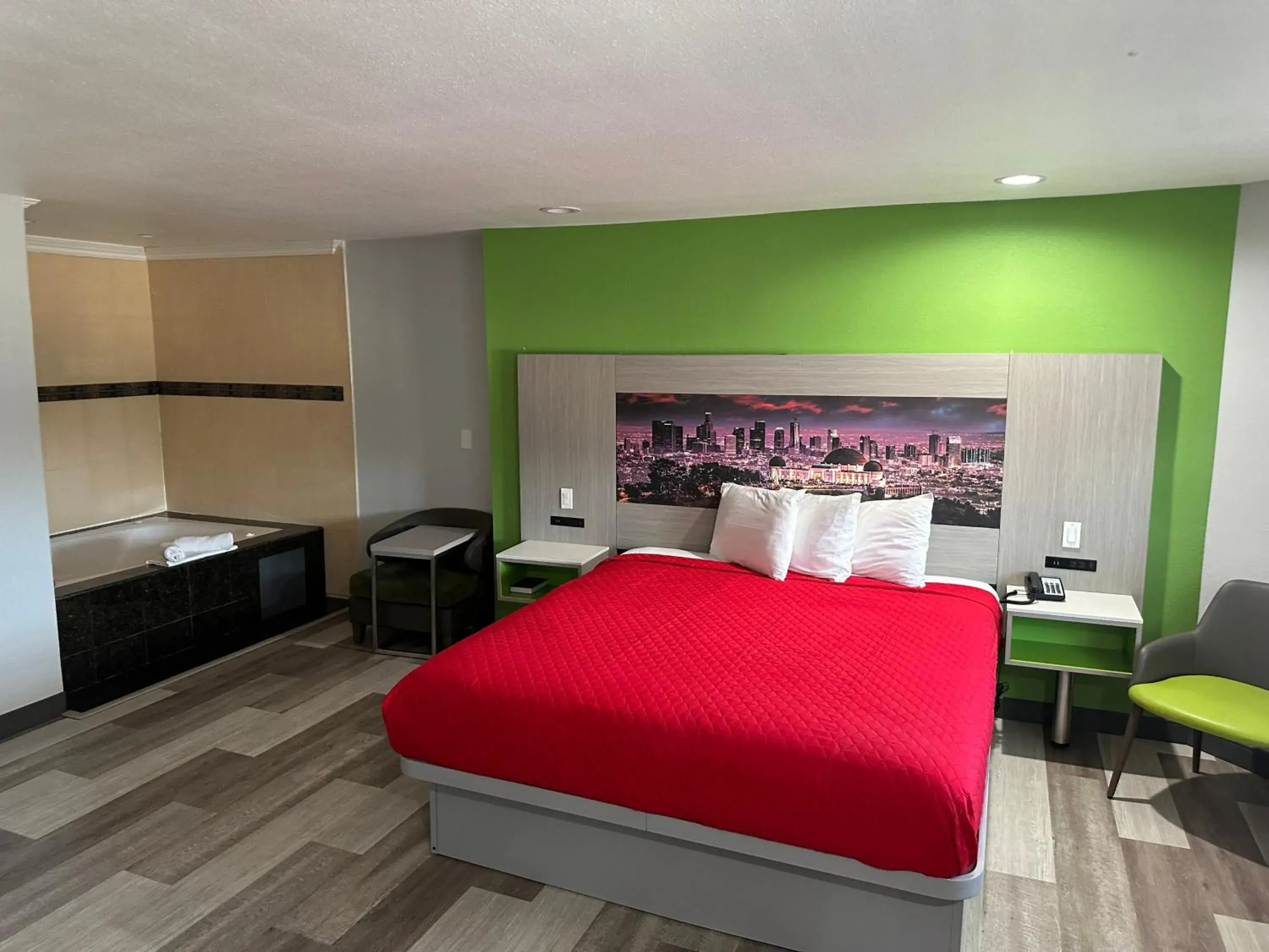 King Suite with Spa Bath in Garden Inn San Gabriel King Suite with Spa Bath in Garden Inn San Gabriel