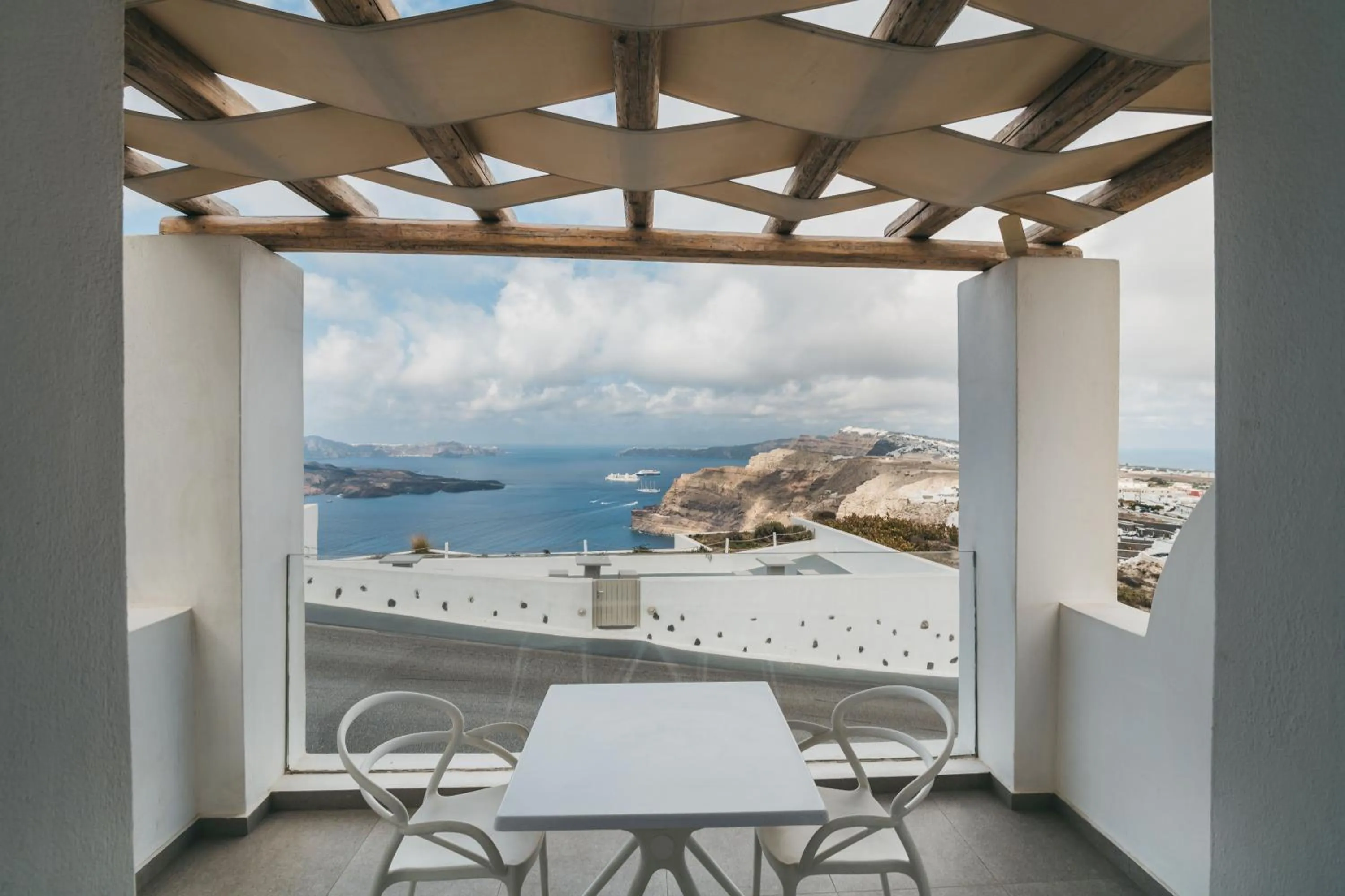 Balcony/Terrace in Symphony Suites Santorini