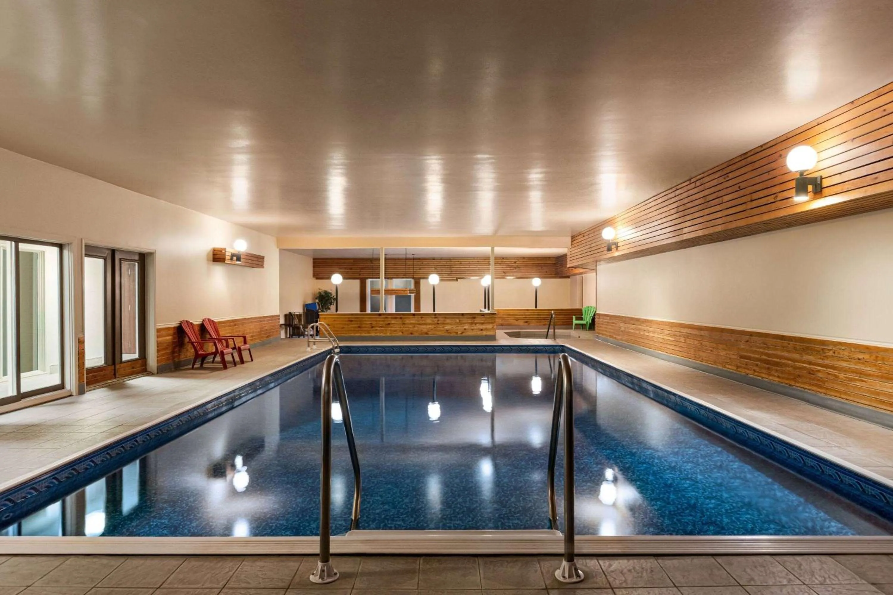 Swimming pool in Atlantic Host Hotel, Trademark Collection by Wyndham