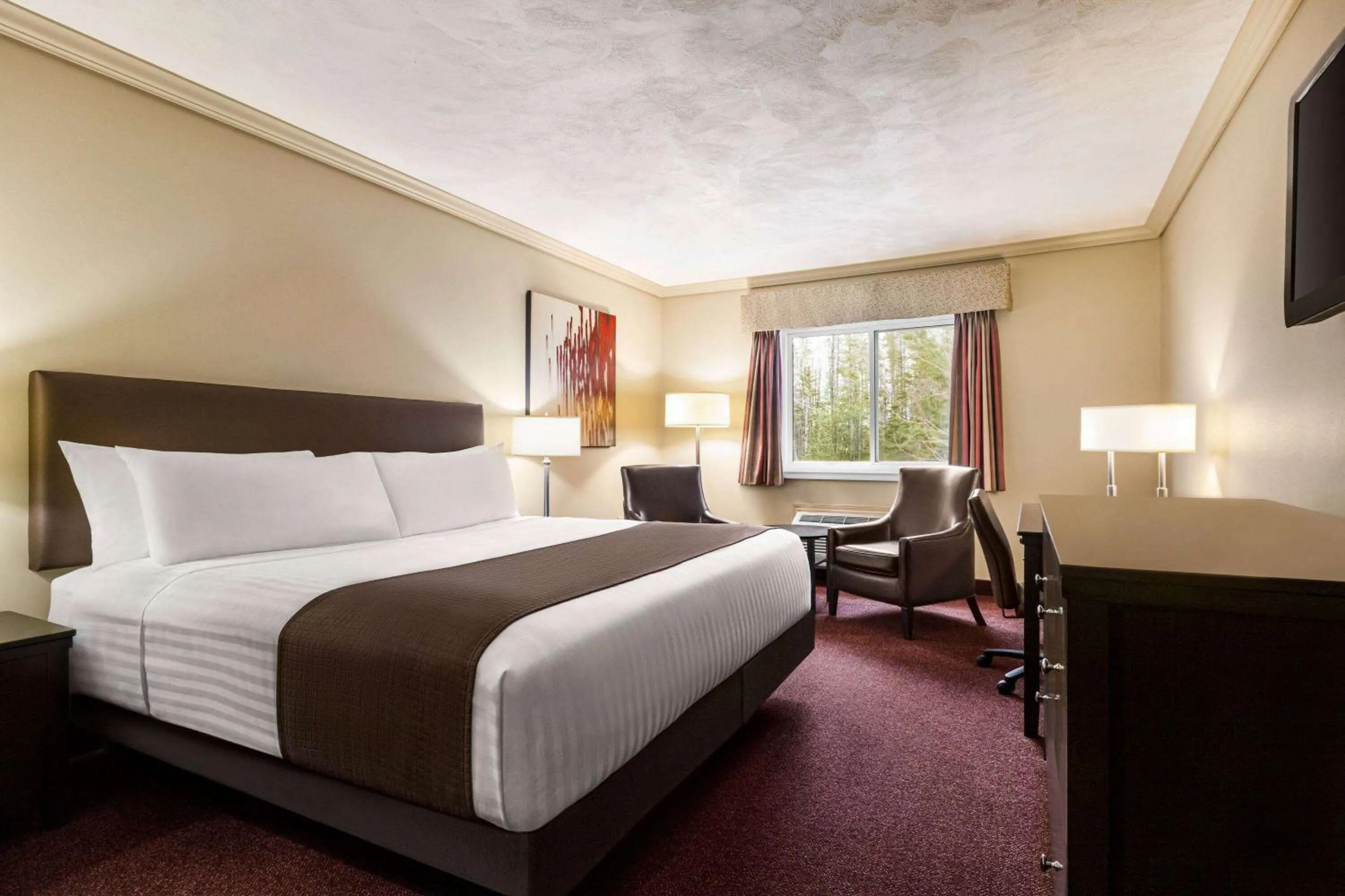 Photo of the whole room, Bed in Atlantic Host Hotel, Trademark Collection by Wyndham