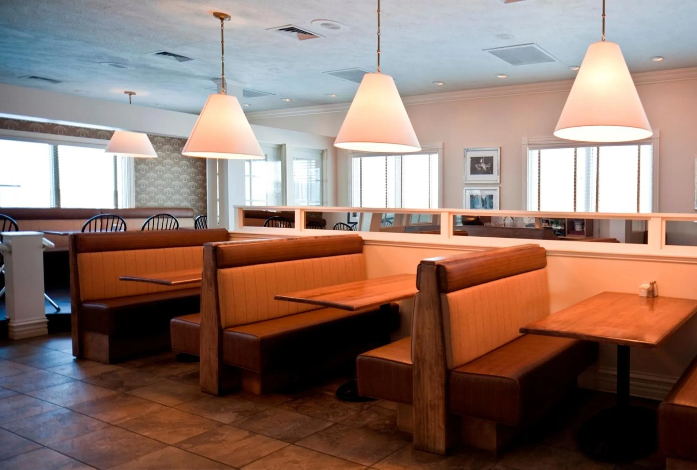 Restaurant/places to eat in Atlantic Host Hotel, Trademark Collection by Wyndham