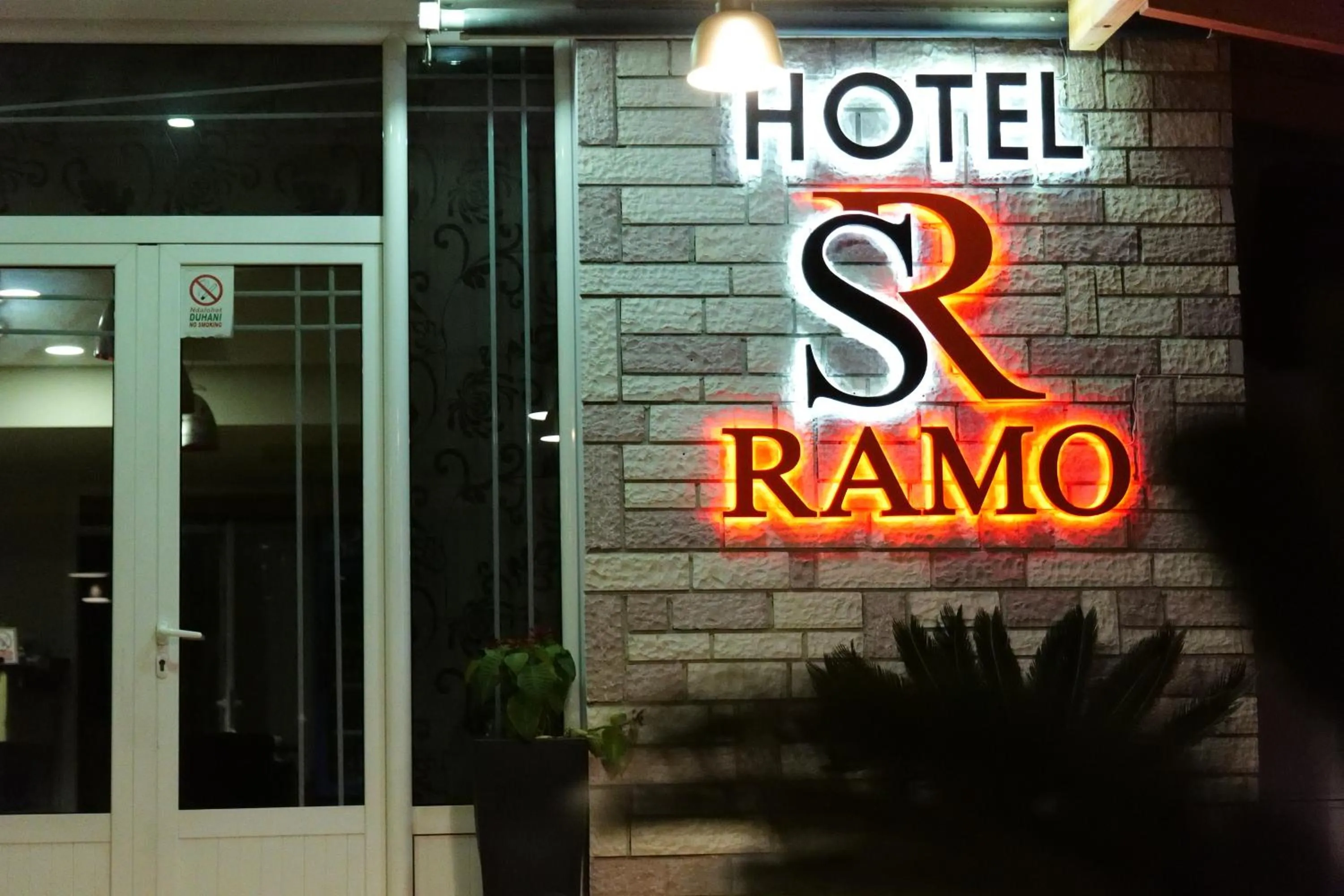 Hotel Ramo Saranda