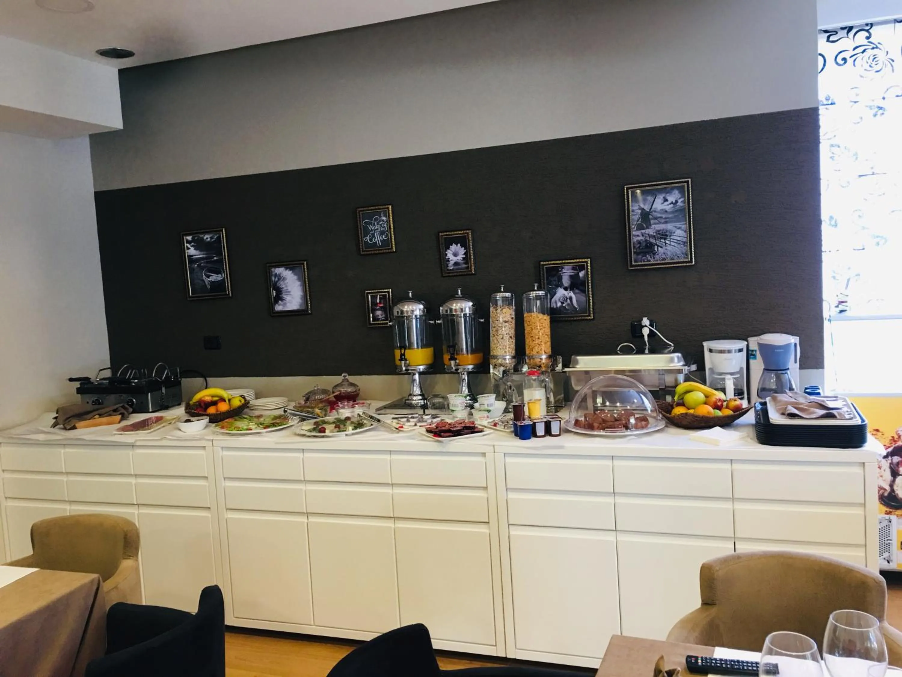 Breakfast in Hotel Ramo Saranda