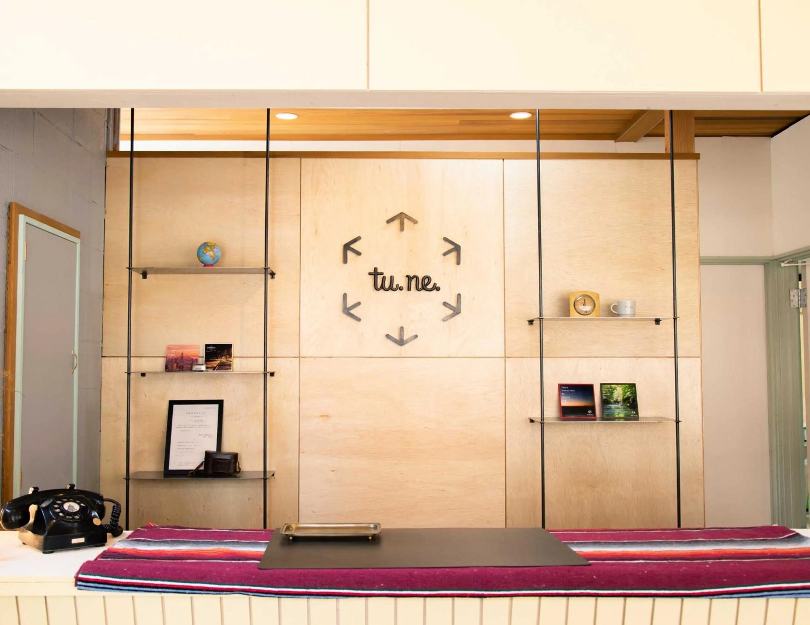 Lobby or reception in tune Hostel（ツネホステル館山）
