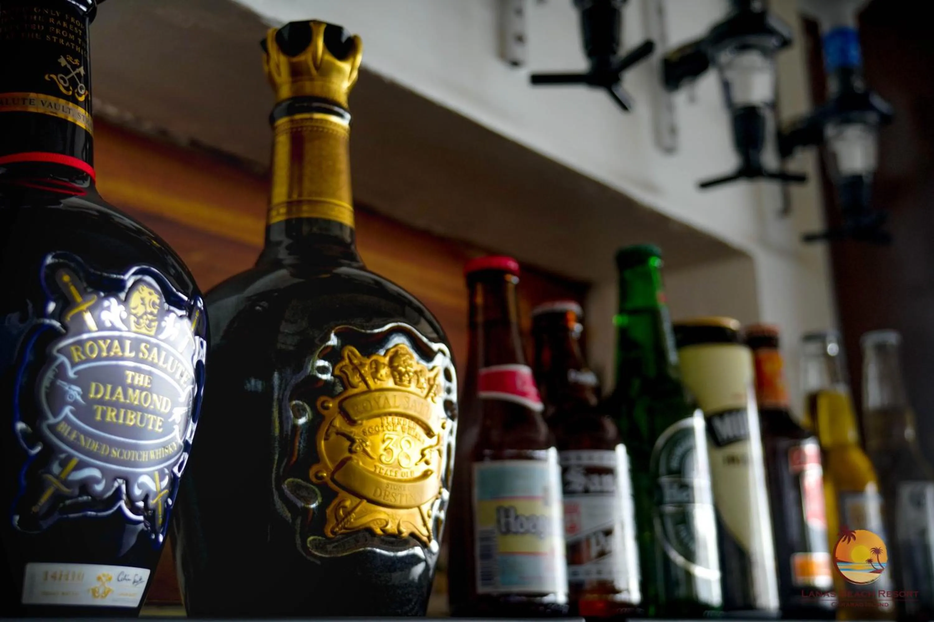 Alcoholic drinks in Lanas Beach Resort Carabao Island