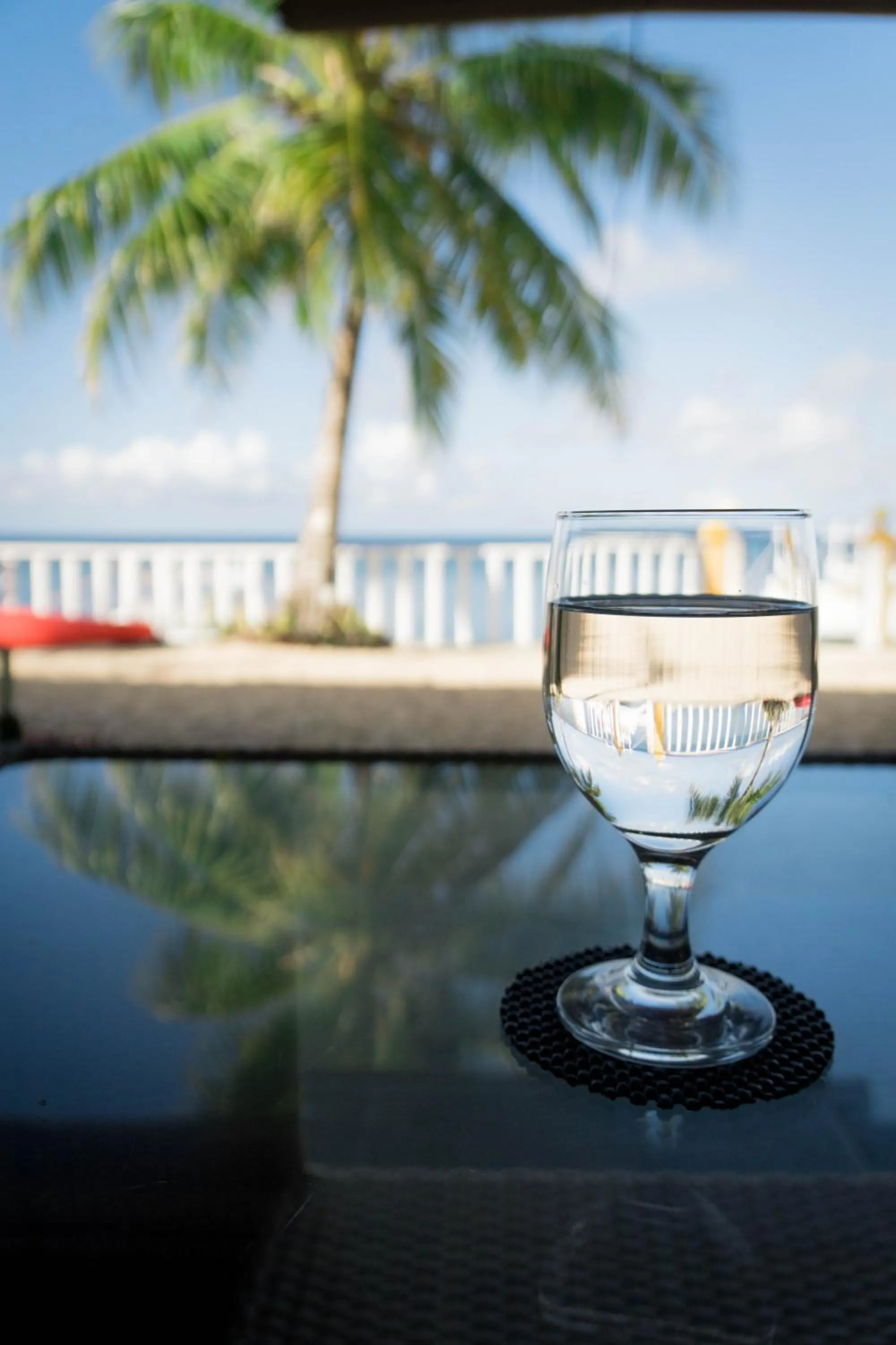 Sea view in Lanas Beach Resort Carabao Island