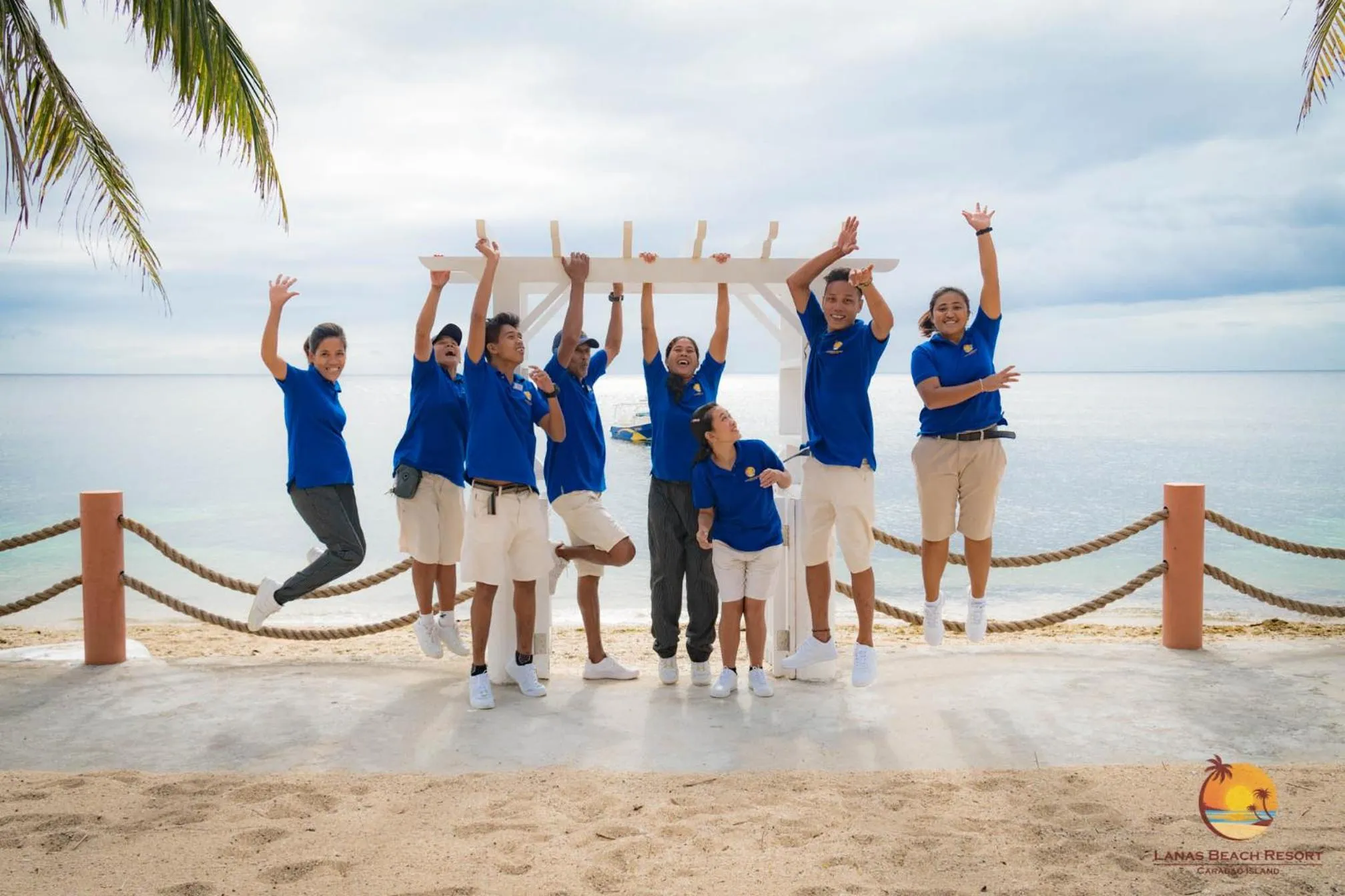 Staff in Lanas Beach Resort Carabao Island