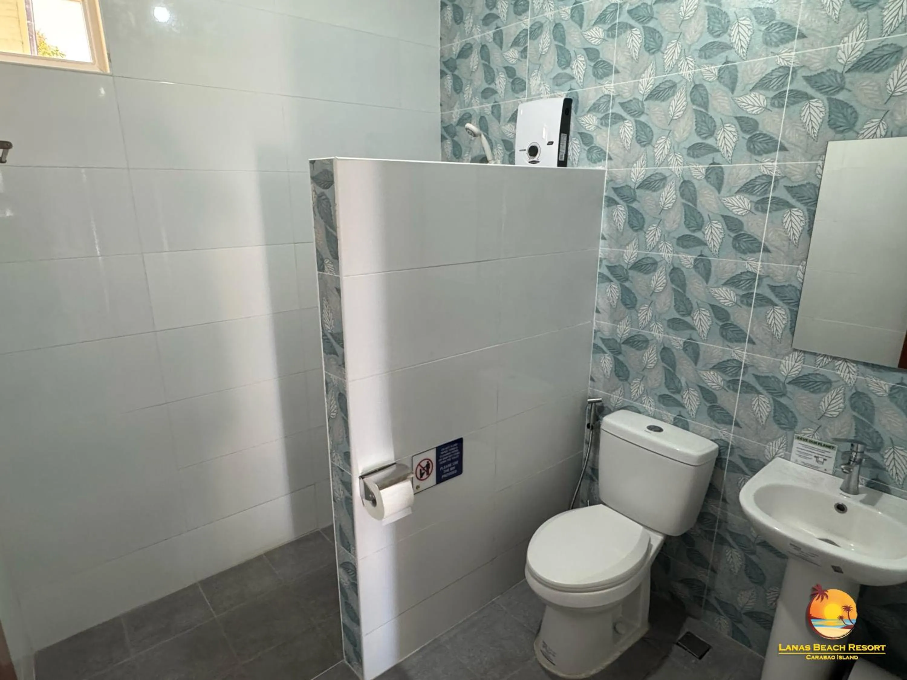 Shower in Lanas Beach Resort Carabao Island