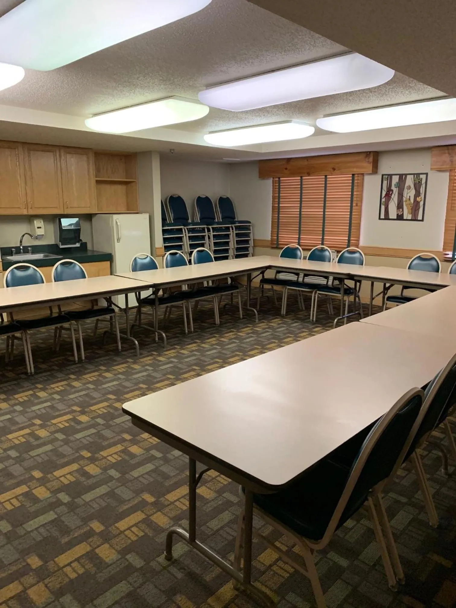 AmericInn by Wyndham Hampton