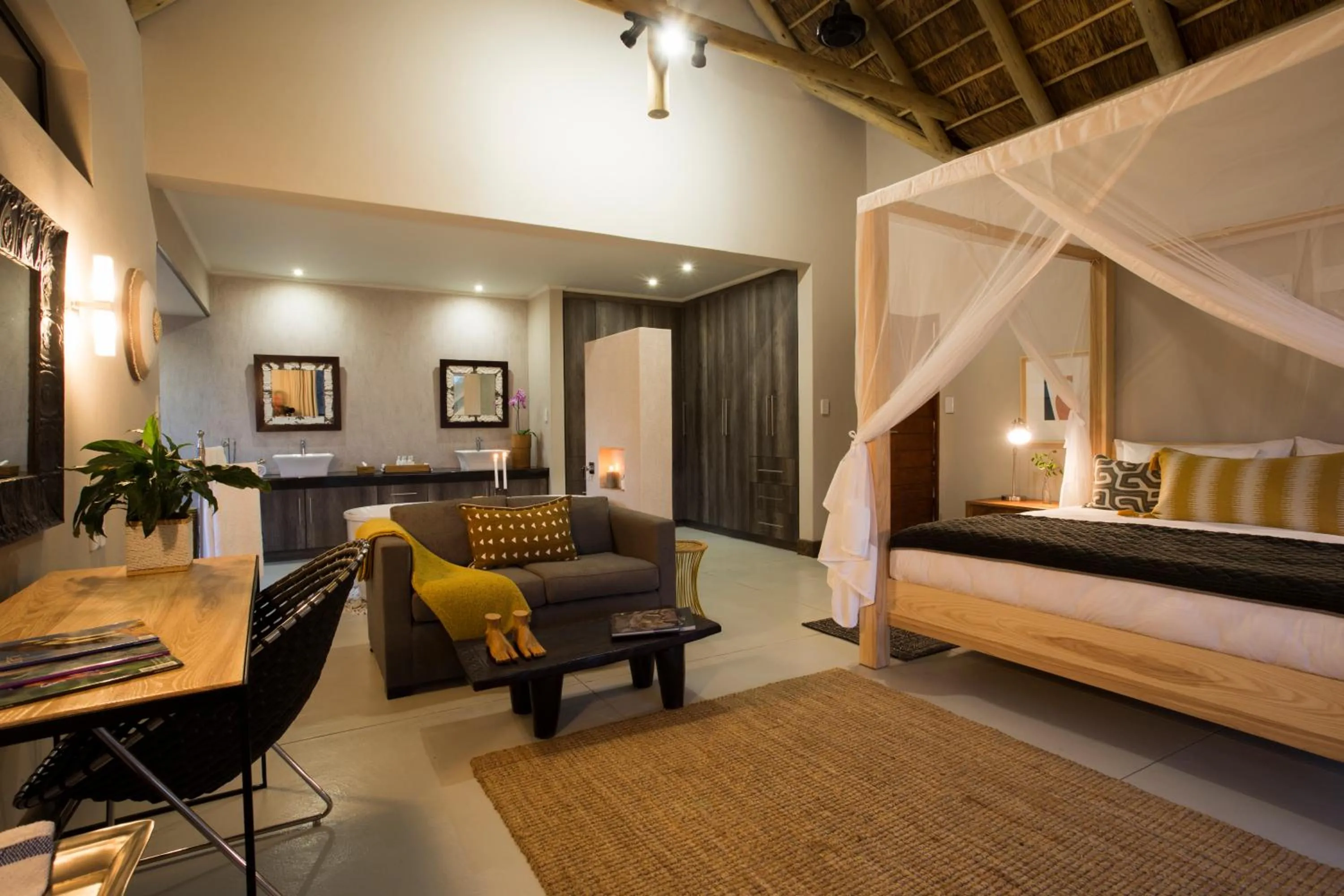 Photo of the whole room, Bed in Moya Safari Villa