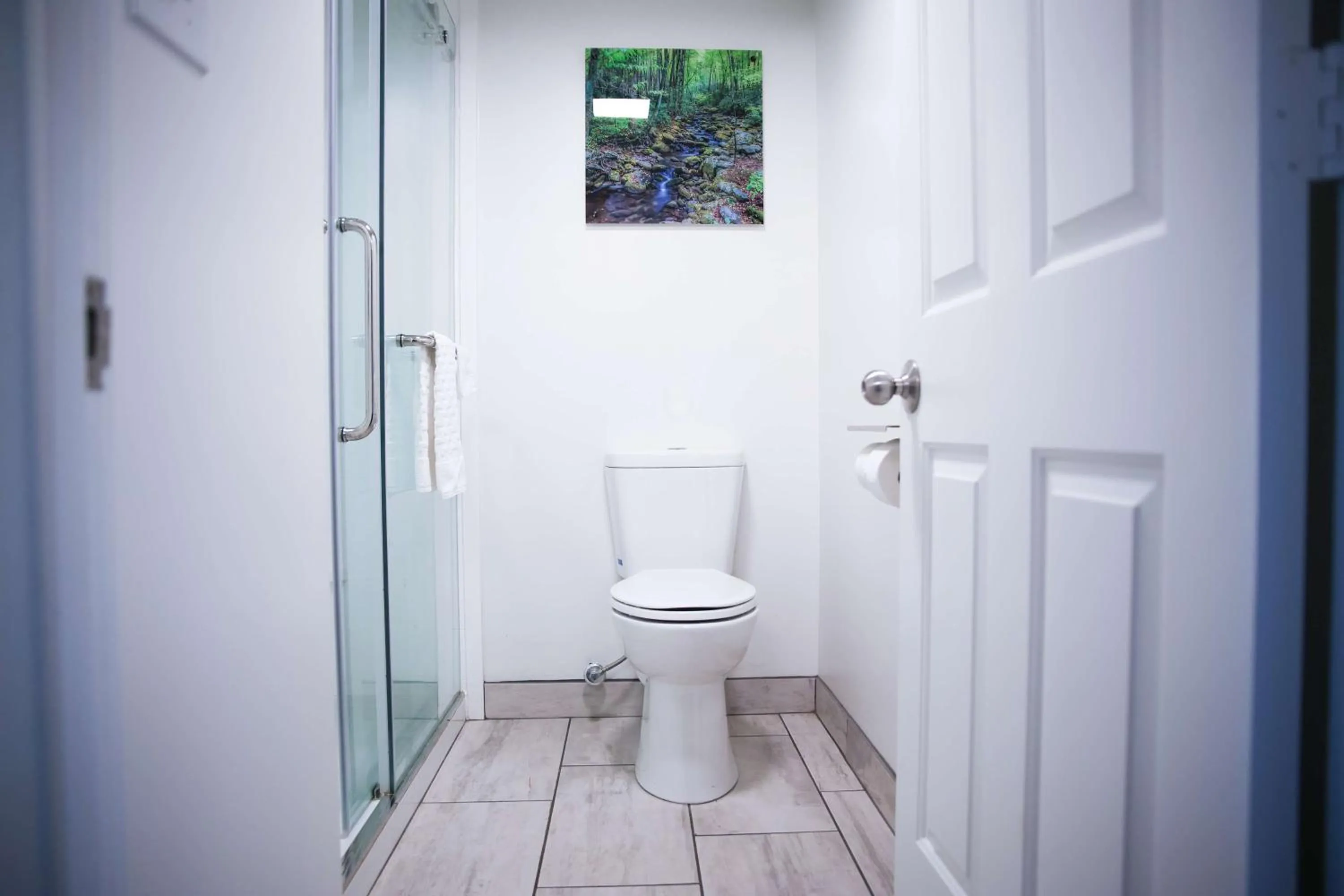 Bathroom in The Inn At Tree City, BW Signature Collection