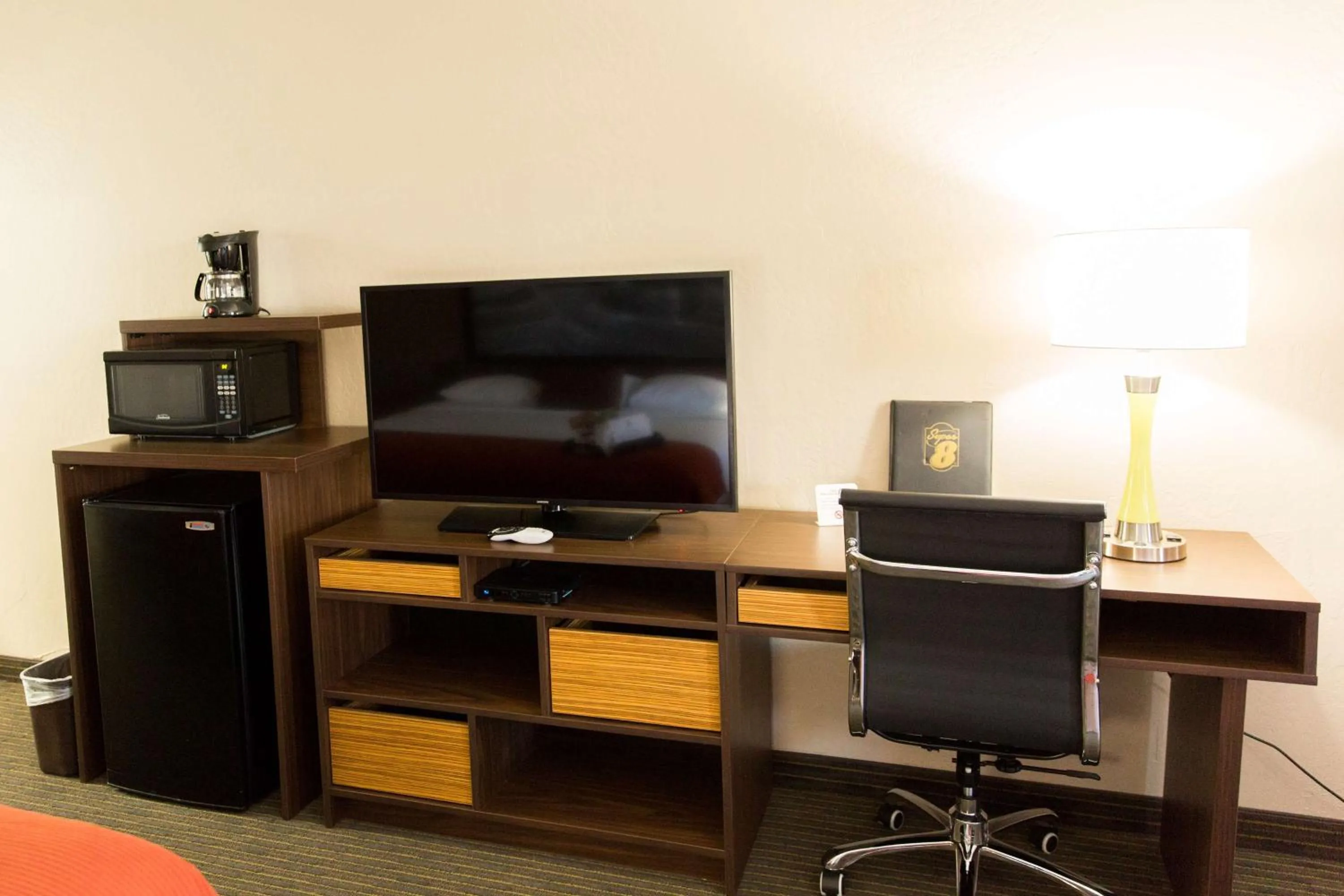 Photo of the whole room in Super 8 by Wyndham Wickenburg AZ