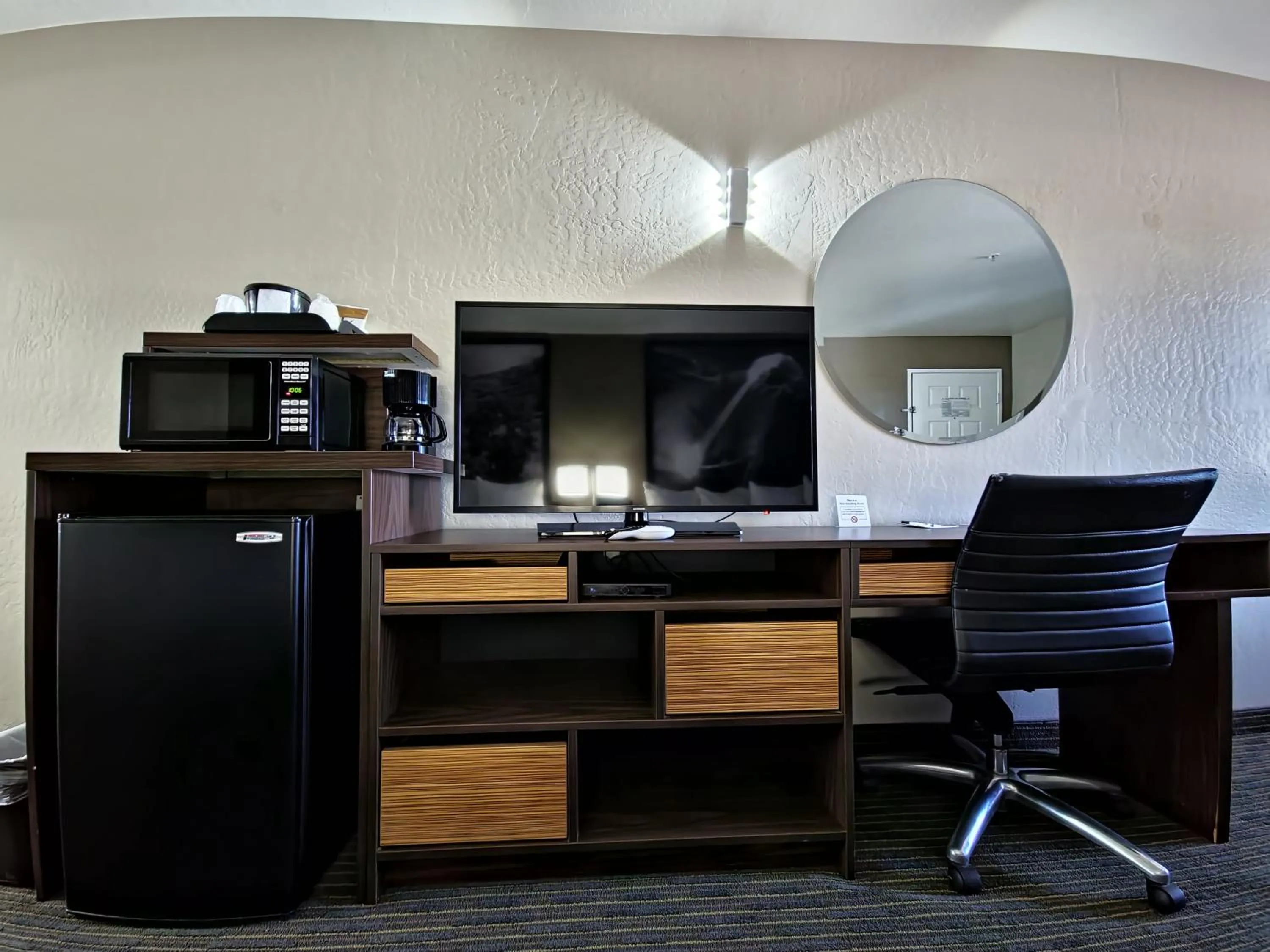 hair dresser in Super 8 by Wyndham Wickenburg AZ