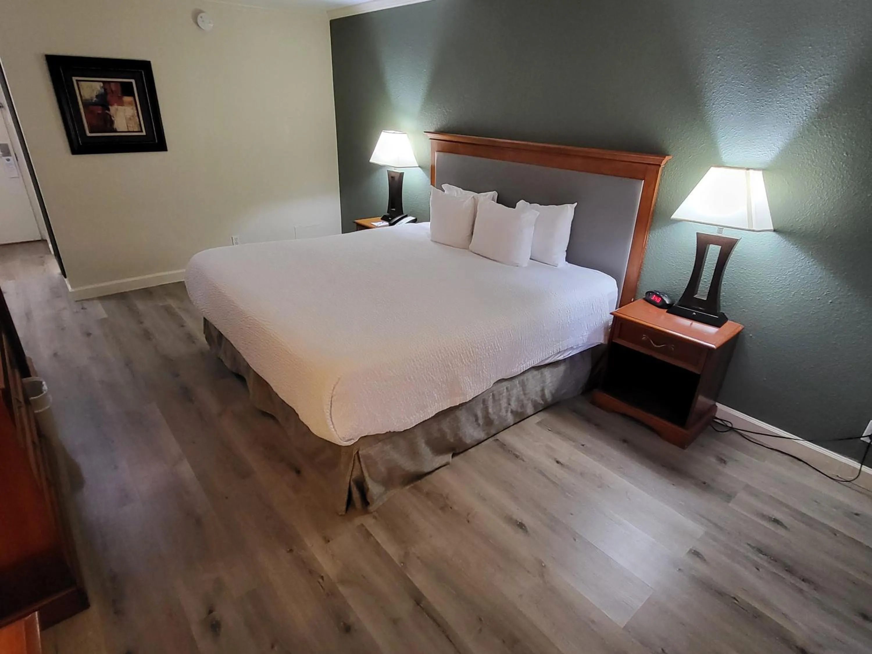 Bed in Ramada by Wyndham Houston Intercontinental Airport East