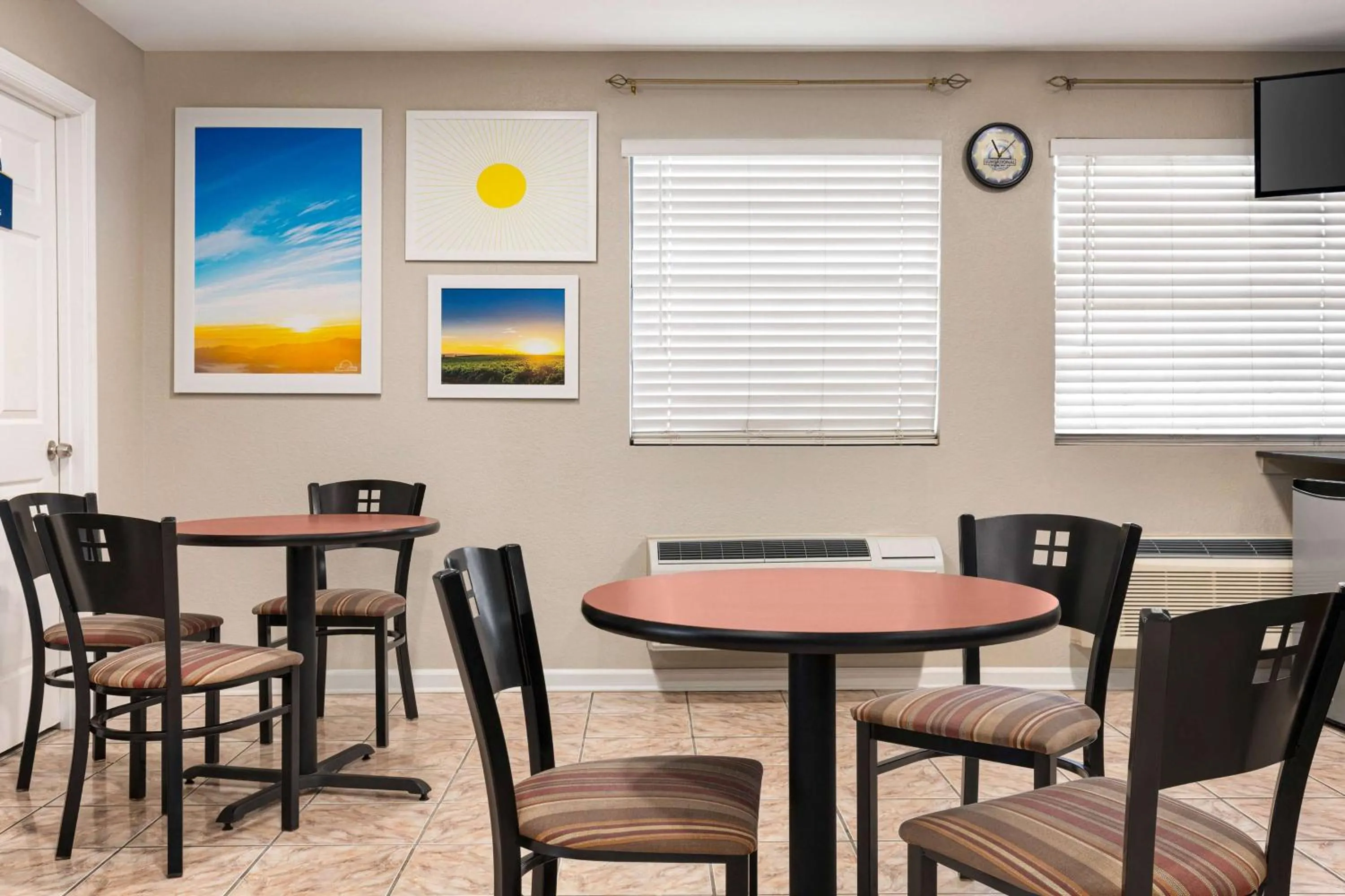 Property building in Days Inn by Wyndham Demopolis