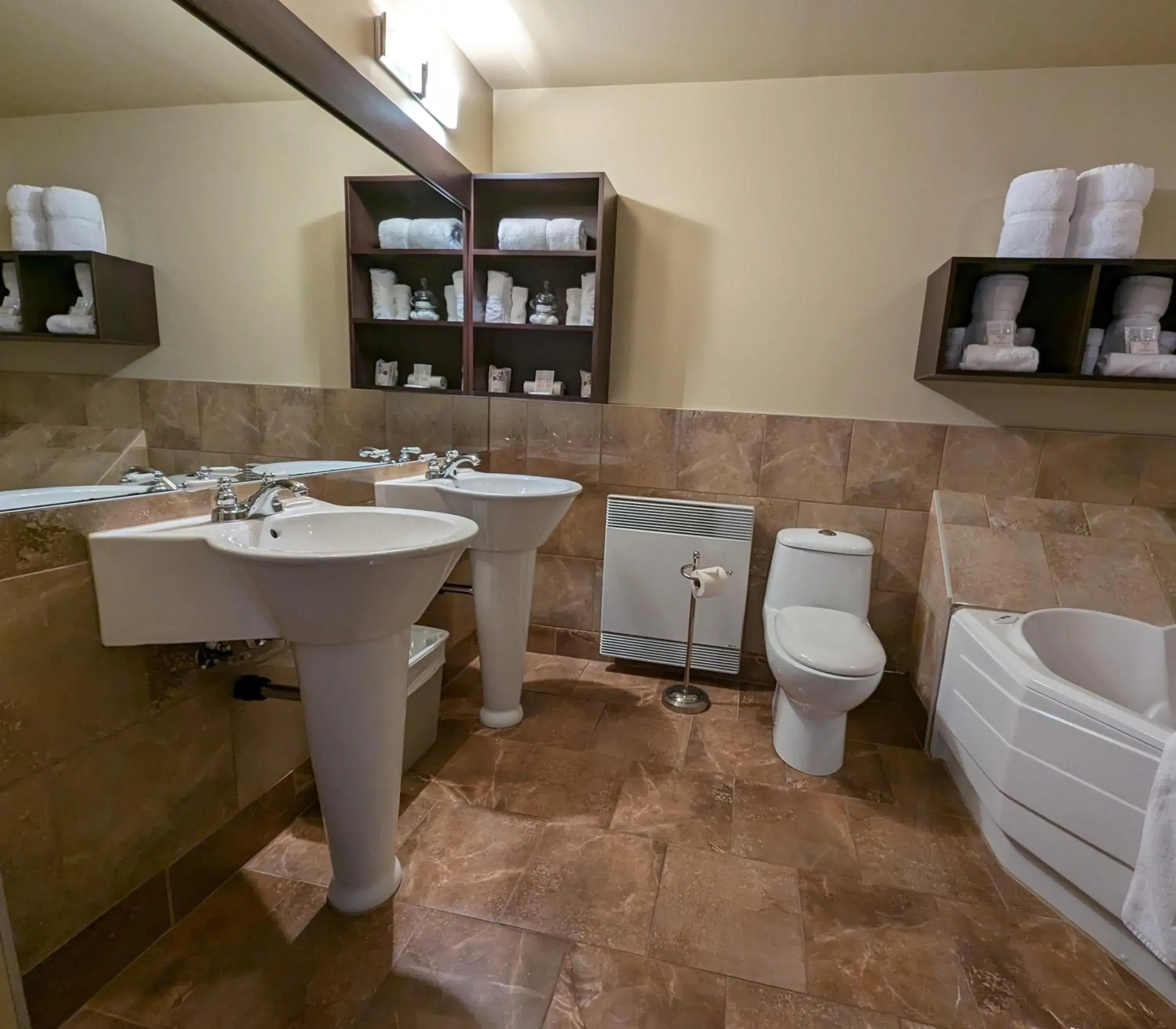 Deluxe Double Room in Auberge des 21 Deluxe Double Room in Auberge des 21