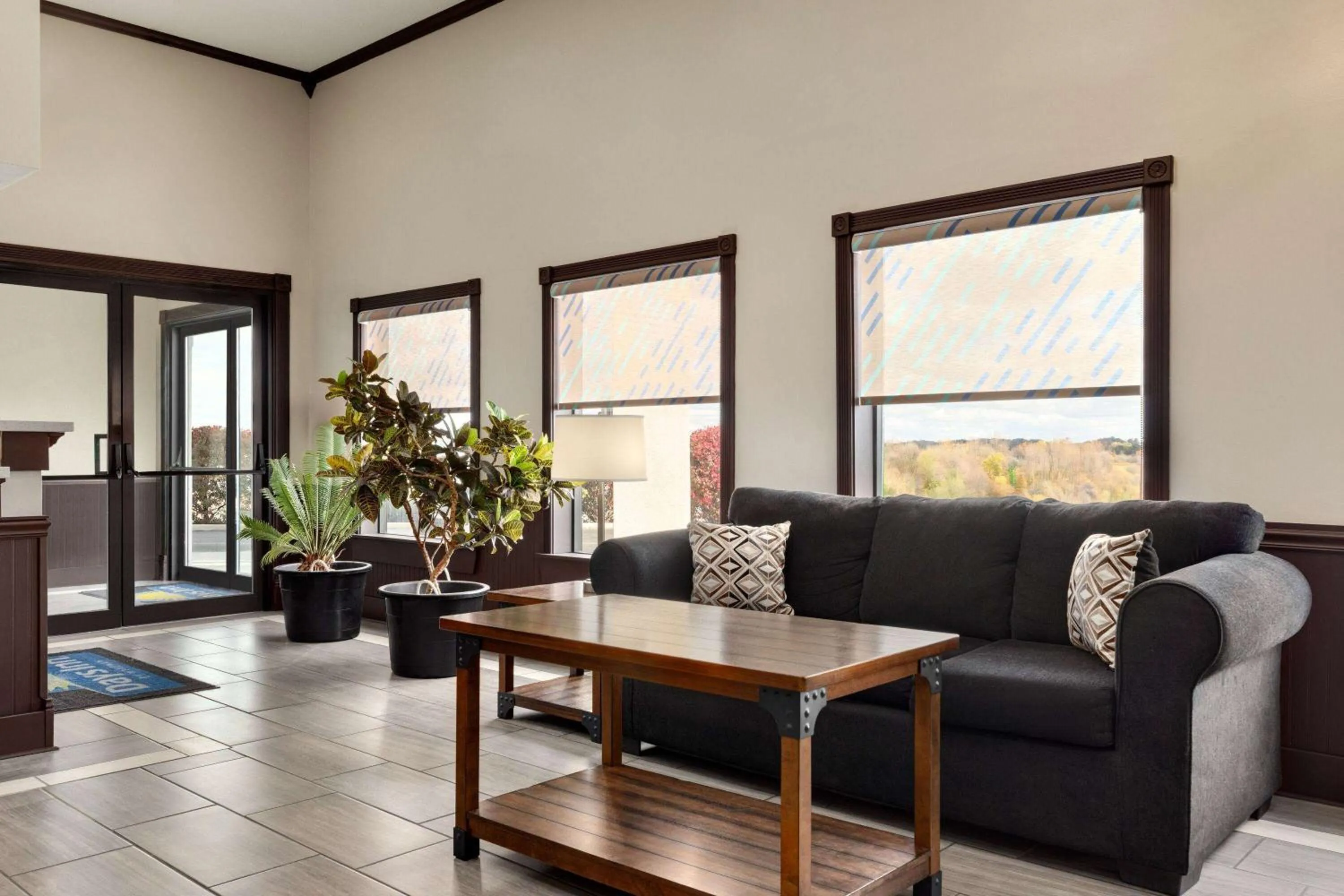 Lobby or reception in Days Inn by Wyndham Hillsboro