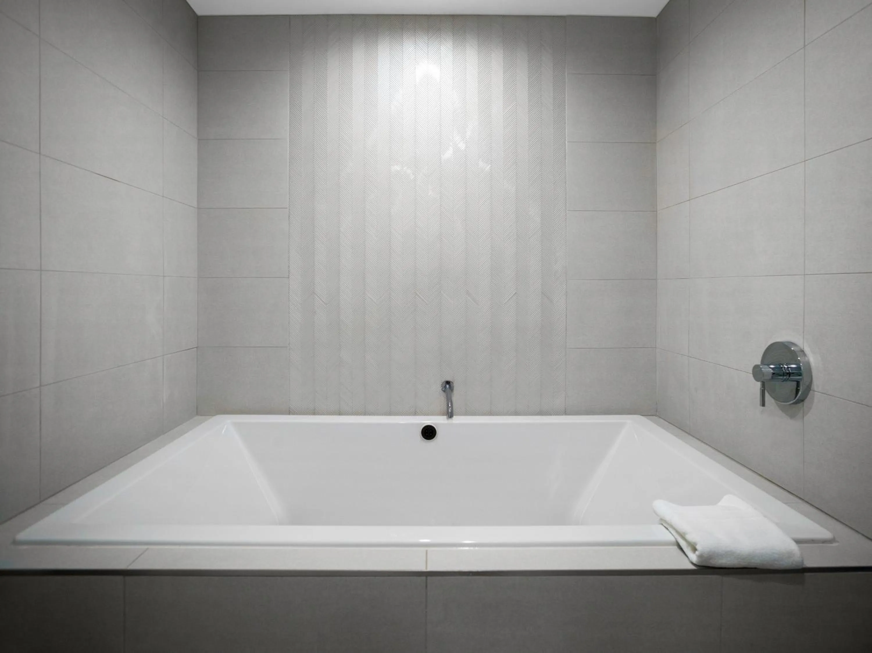 Bedroom in voco Niagara Falls - The Cadence by IHG