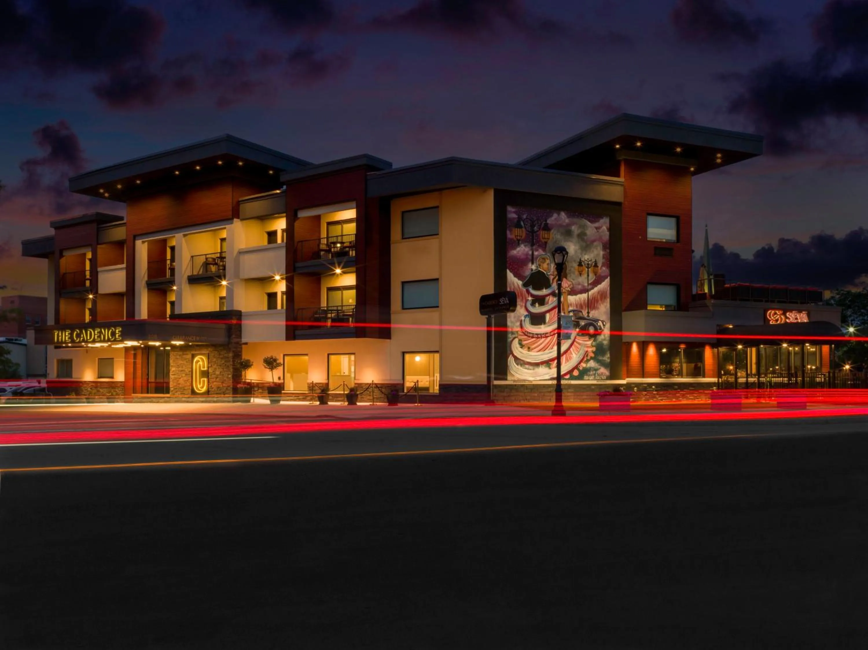 Property building in voco Niagara Falls - The Cadence by IHG