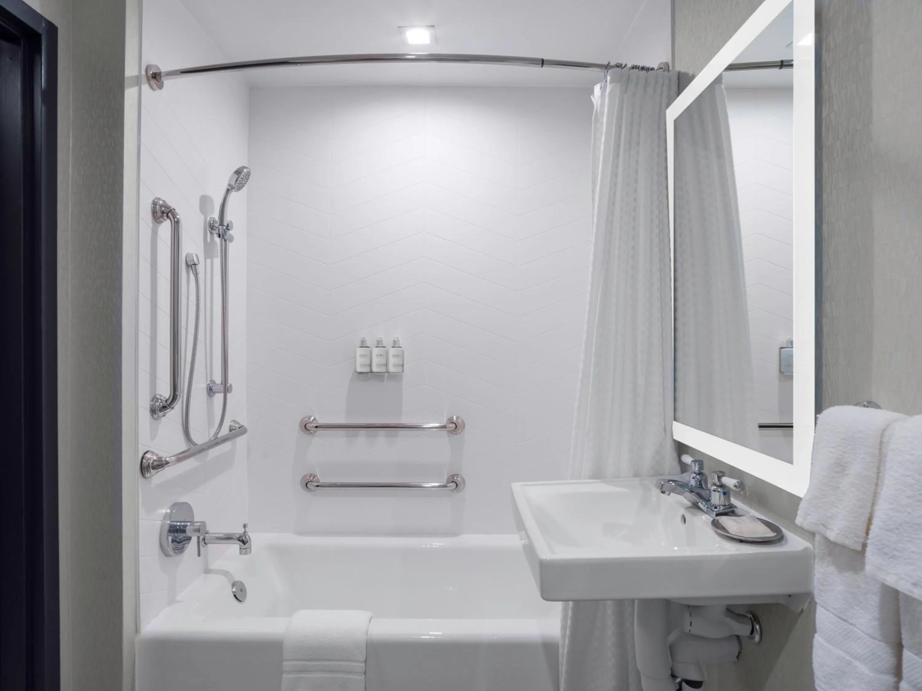 Bathroom in voco Niagara Falls - The Cadence by IHG