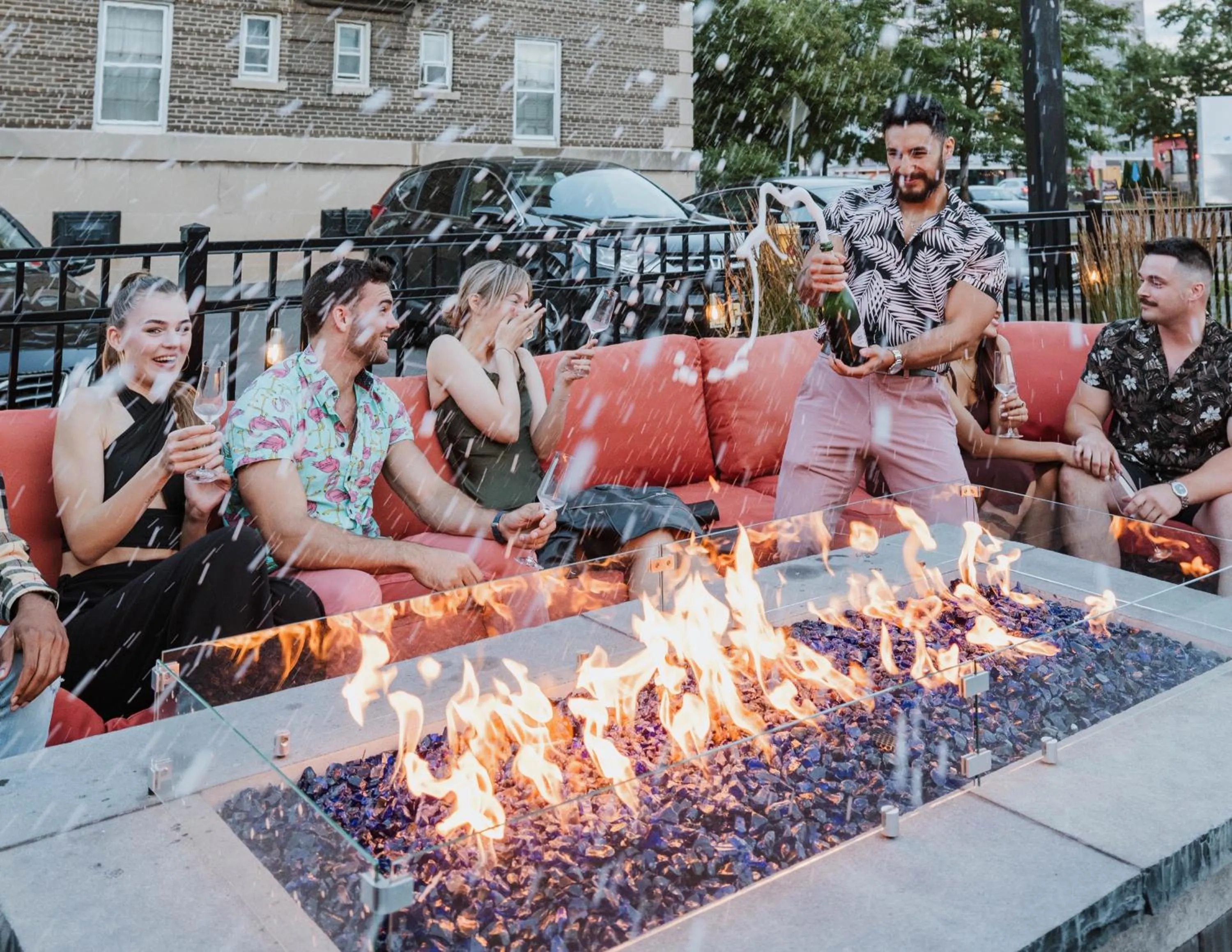 Restaurant/places to eat in voco Niagara Falls - The Cadence by IHG