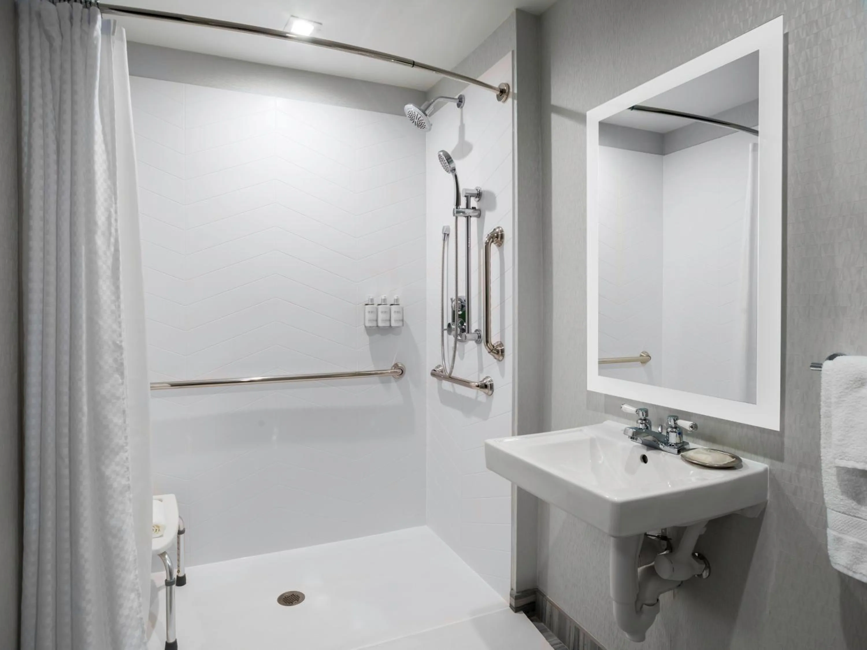 Bathroom in voco Niagara Falls - The Cadence by IHG