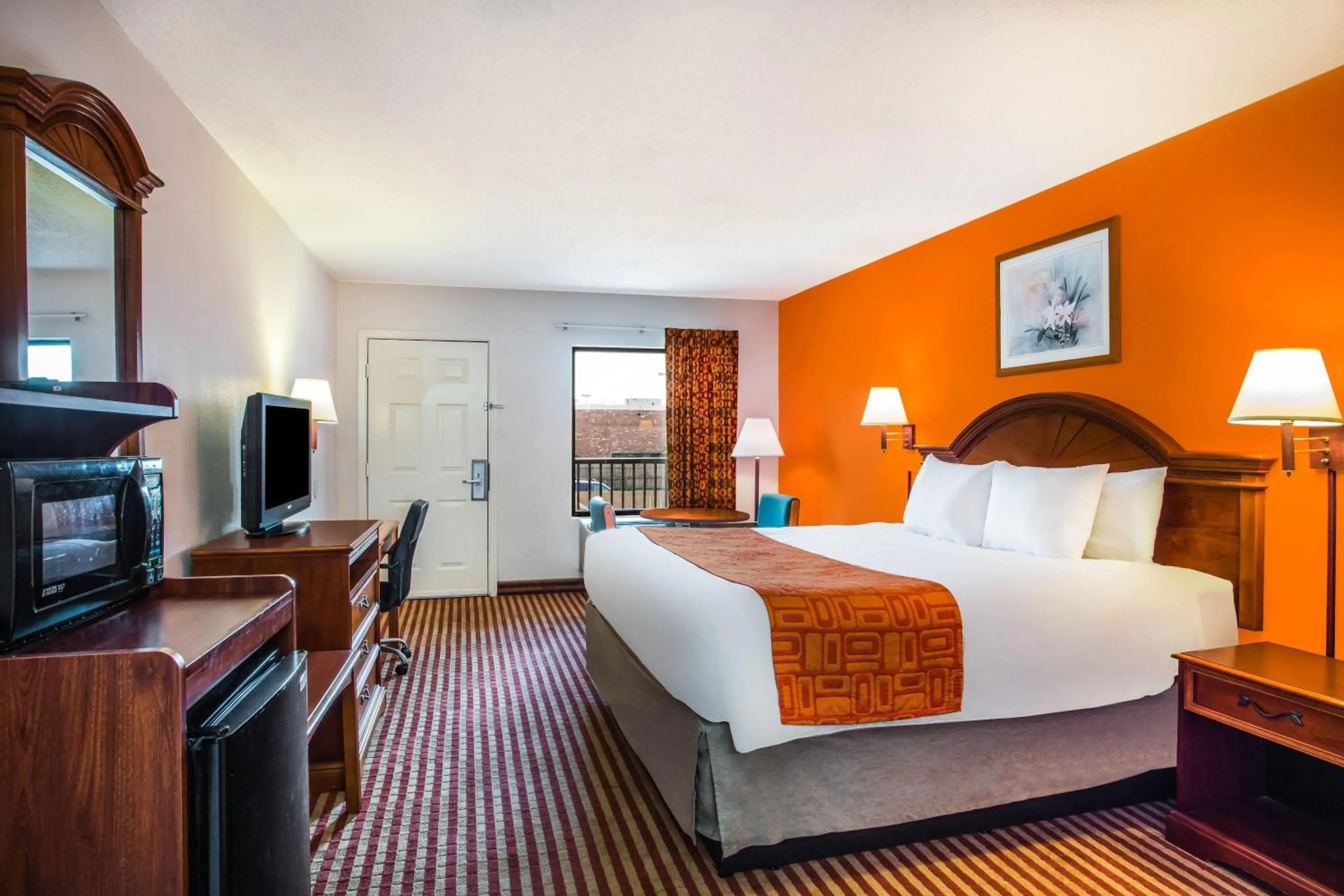 Photo of the whole room in Howard Johnson by Wyndham Panama City