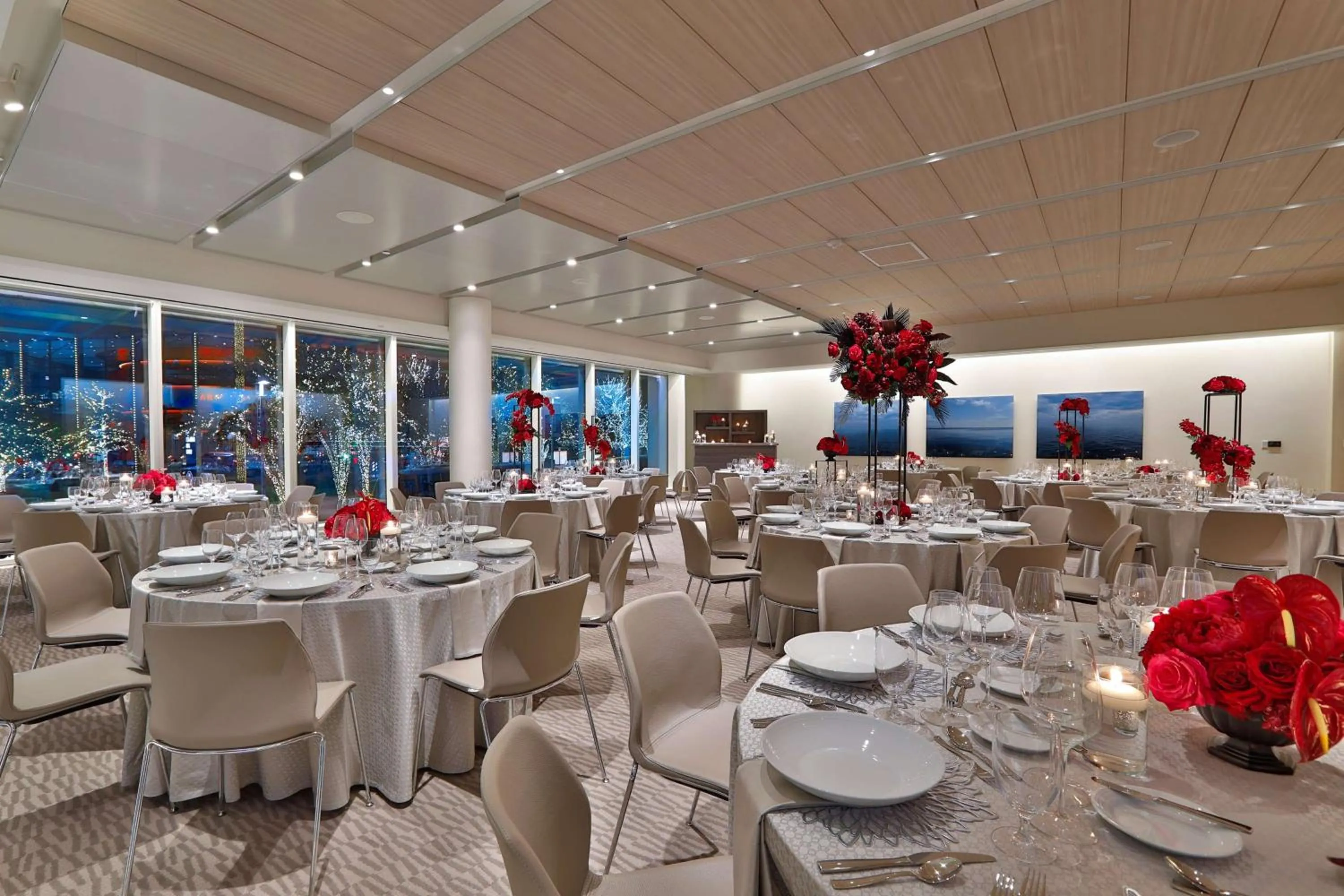 Meeting/conference room in HALL Arts Hotel Dallas, Curio Collection by Hilton