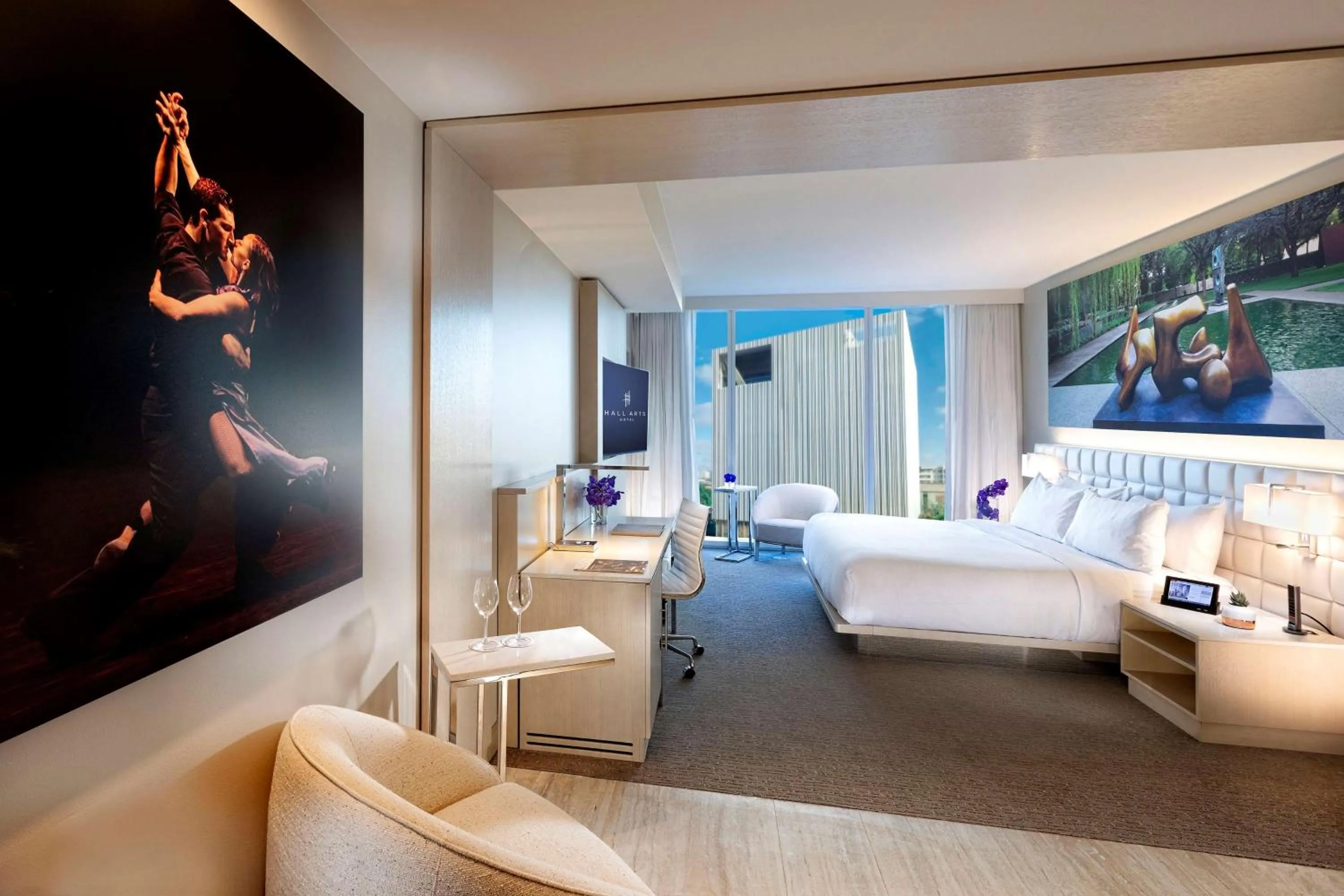 Bed in HALL Arts Hotel Dallas, Curio Collection by Hilton