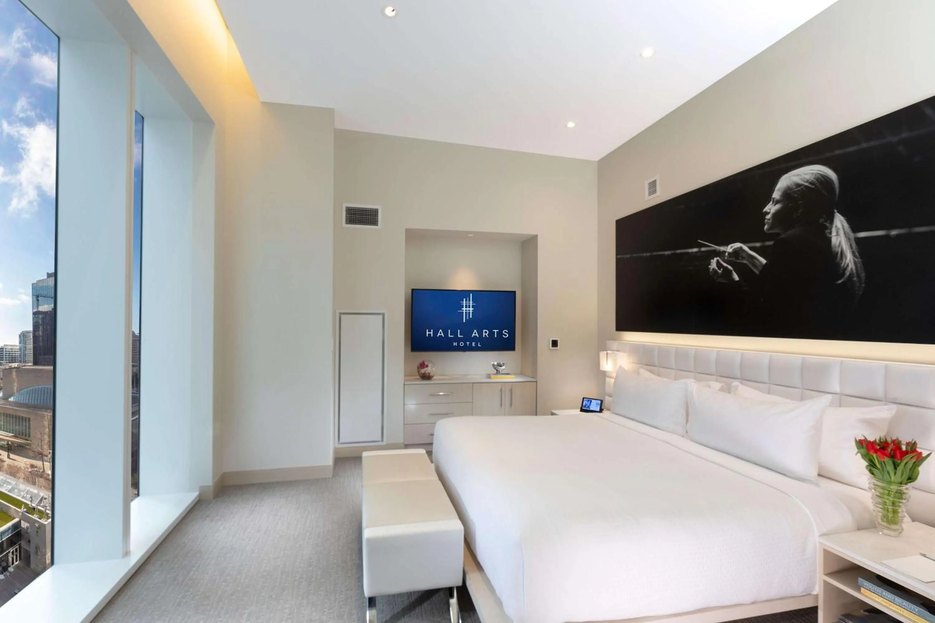 Bed in HALL Arts Hotel Dallas, Curio Collection by Hilton