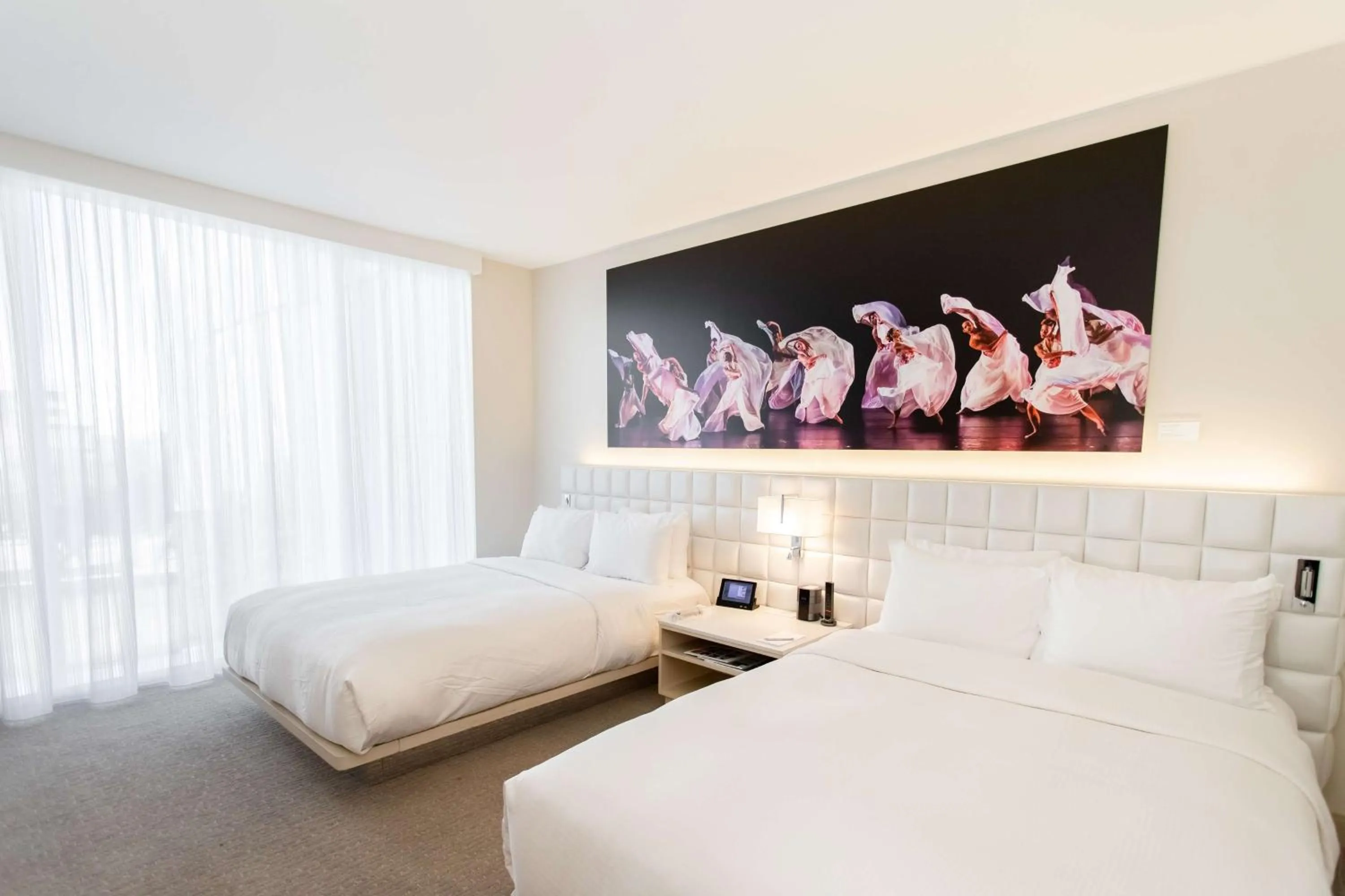 Bed in HALL Arts Hotel Dallas, Curio Collection by Hilton