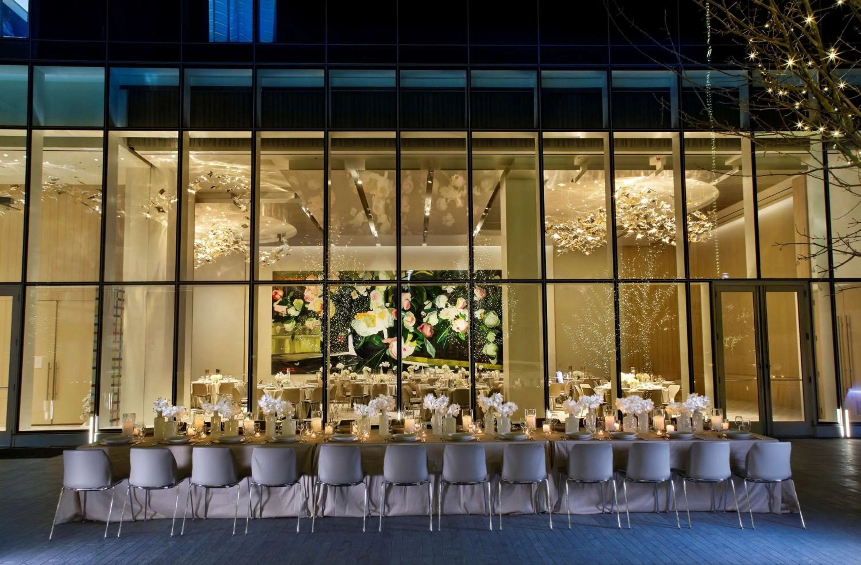 Meeting/conference room in HALL Arts Hotel Dallas, Curio Collection by Hilton
