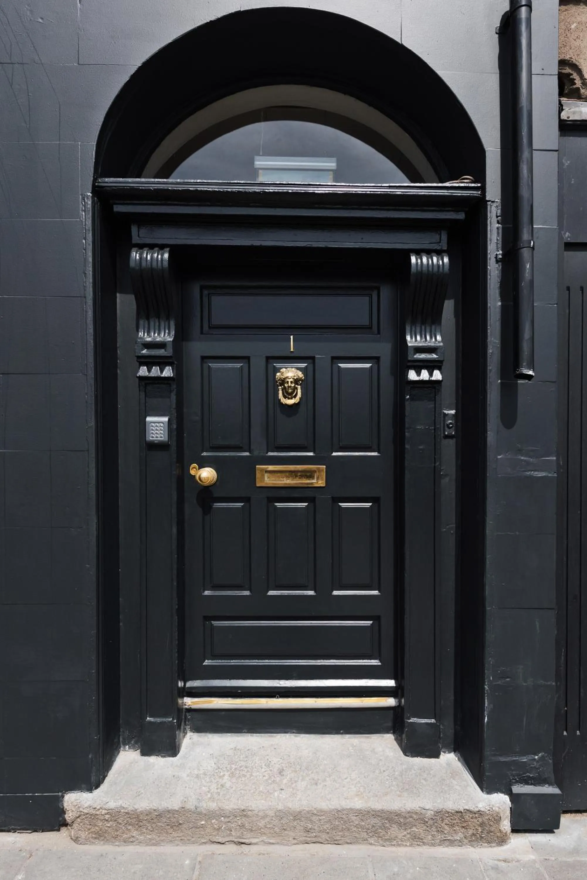 Facade/entrance in Templebar Rooms