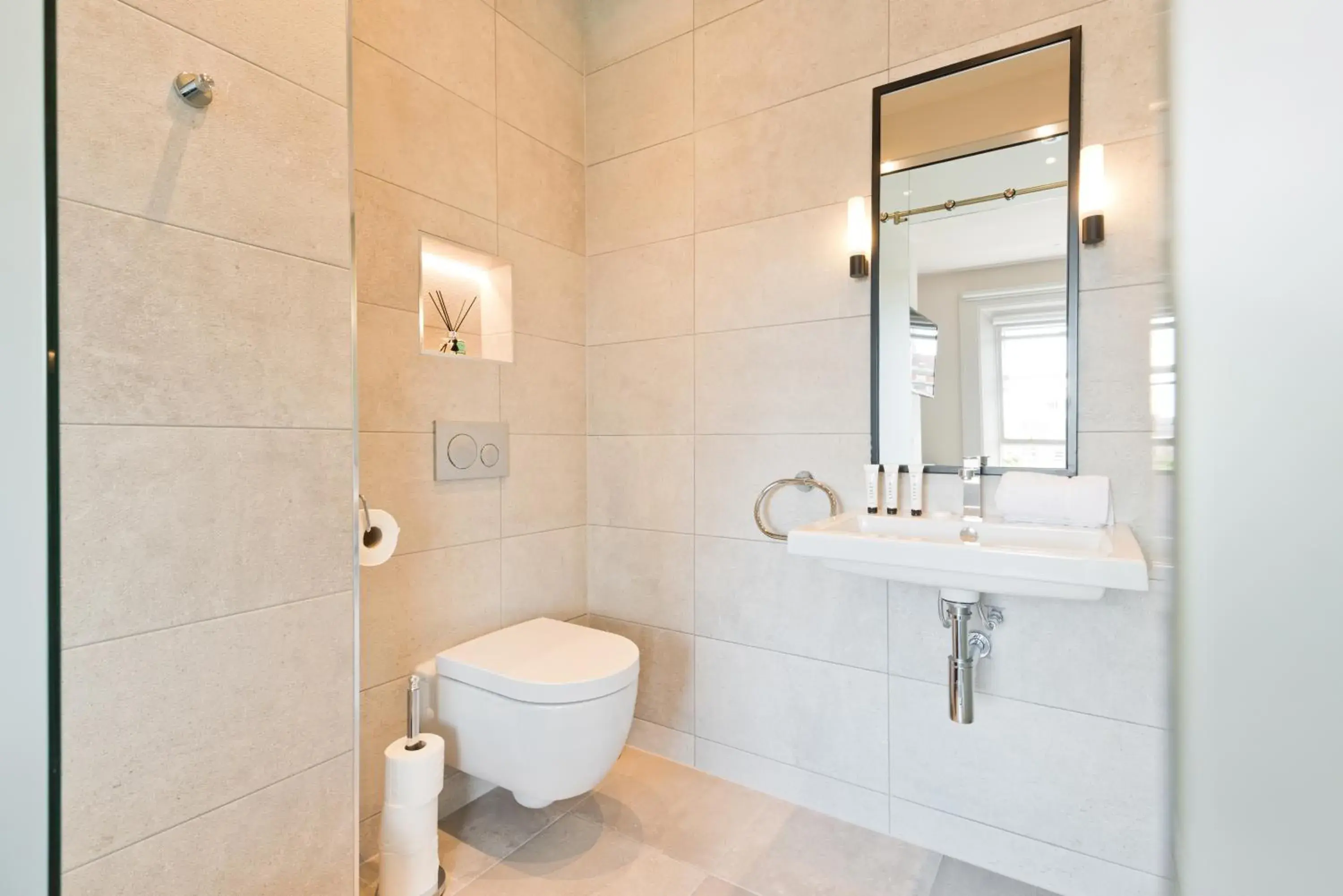 Suite with River View in Templebar Rooms Suite with River View in Templebar Rooms