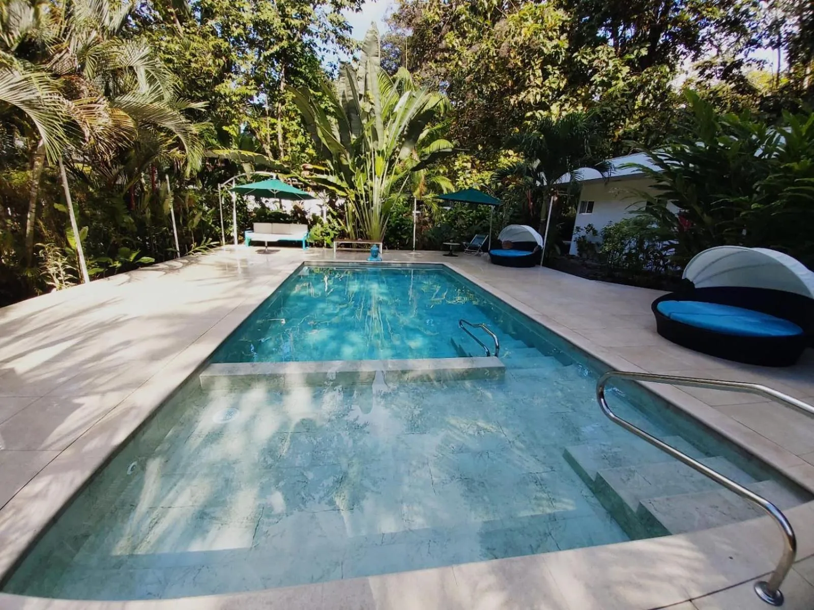 Swimming pool in Ojochal Gardens