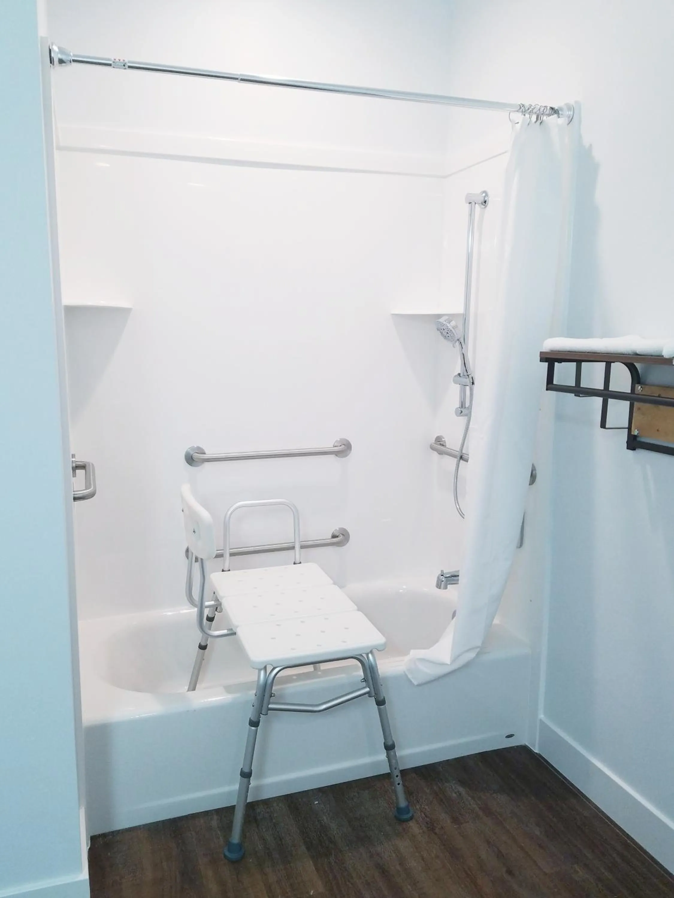 Bathroom in Kanab Suites